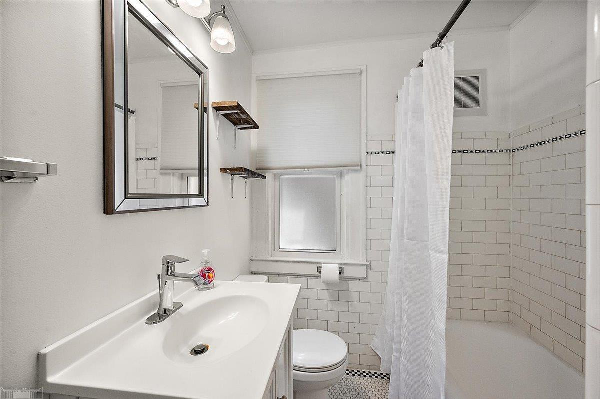 873-875 Beaconsfield Avenue, Grosse Pointe Park, MI 48230 — Photo 19