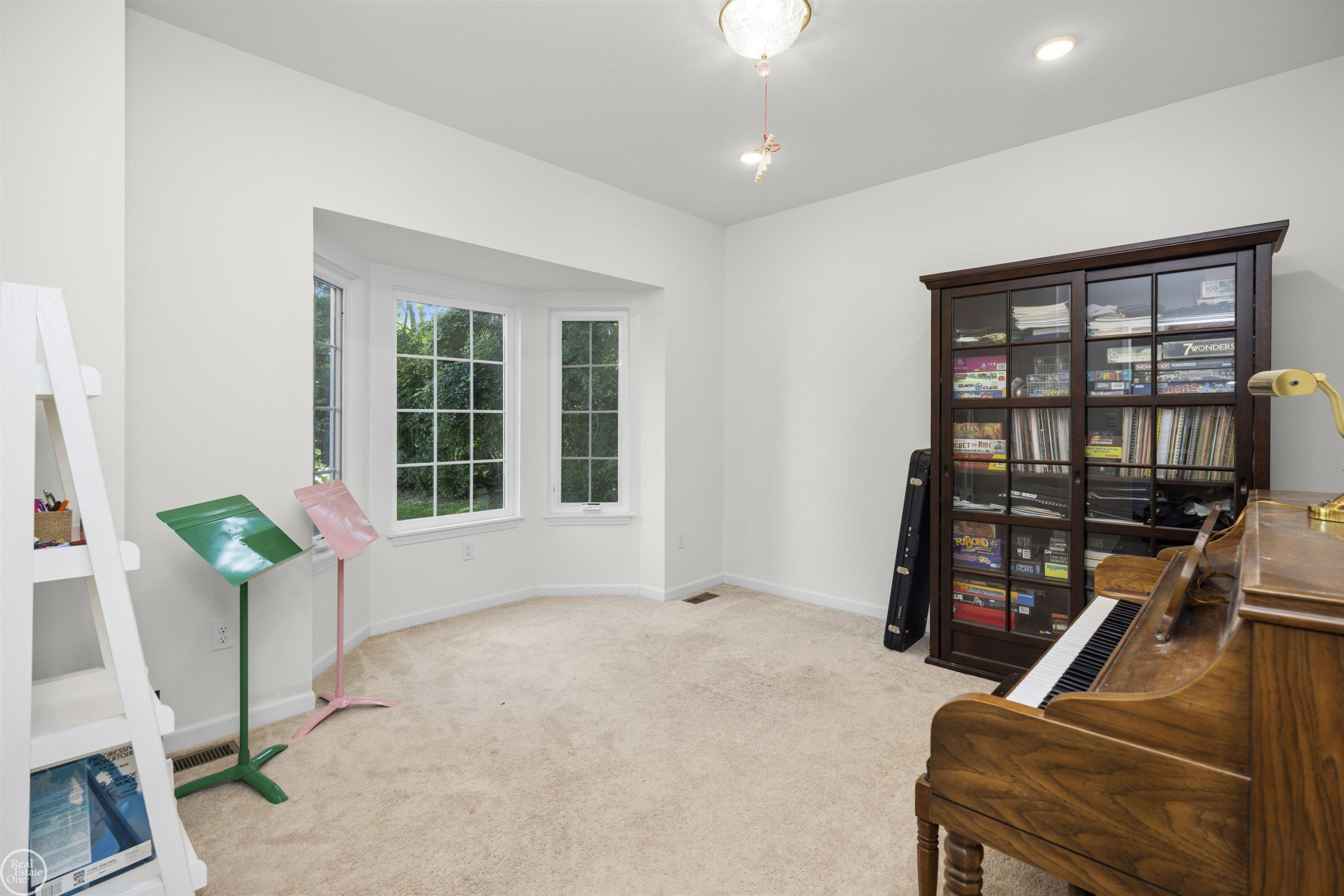 53 Evaline Drive, Troy, MI 48085 — Photo 35