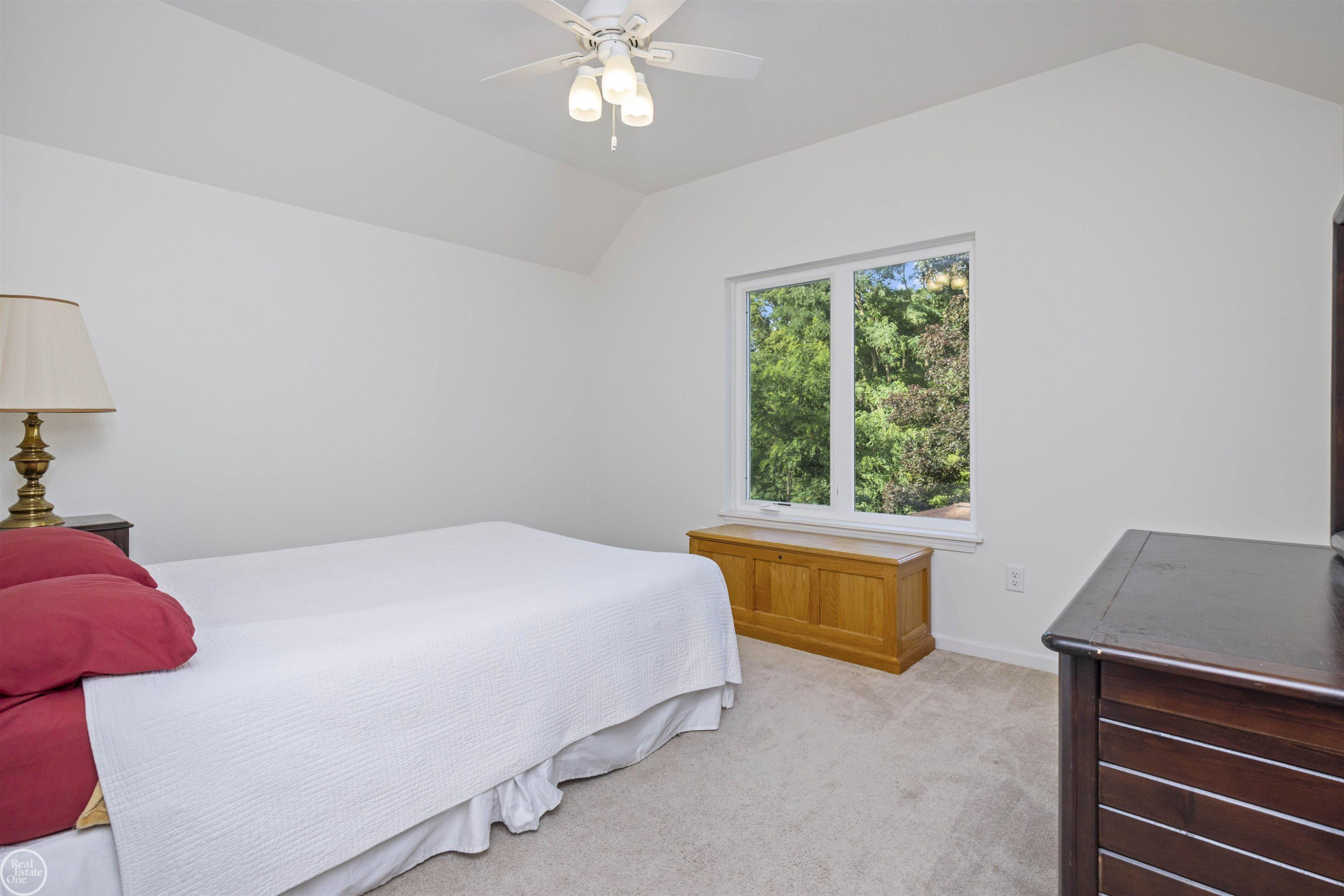 53 Evaline Drive, Troy, MI 48085 — Photo 54