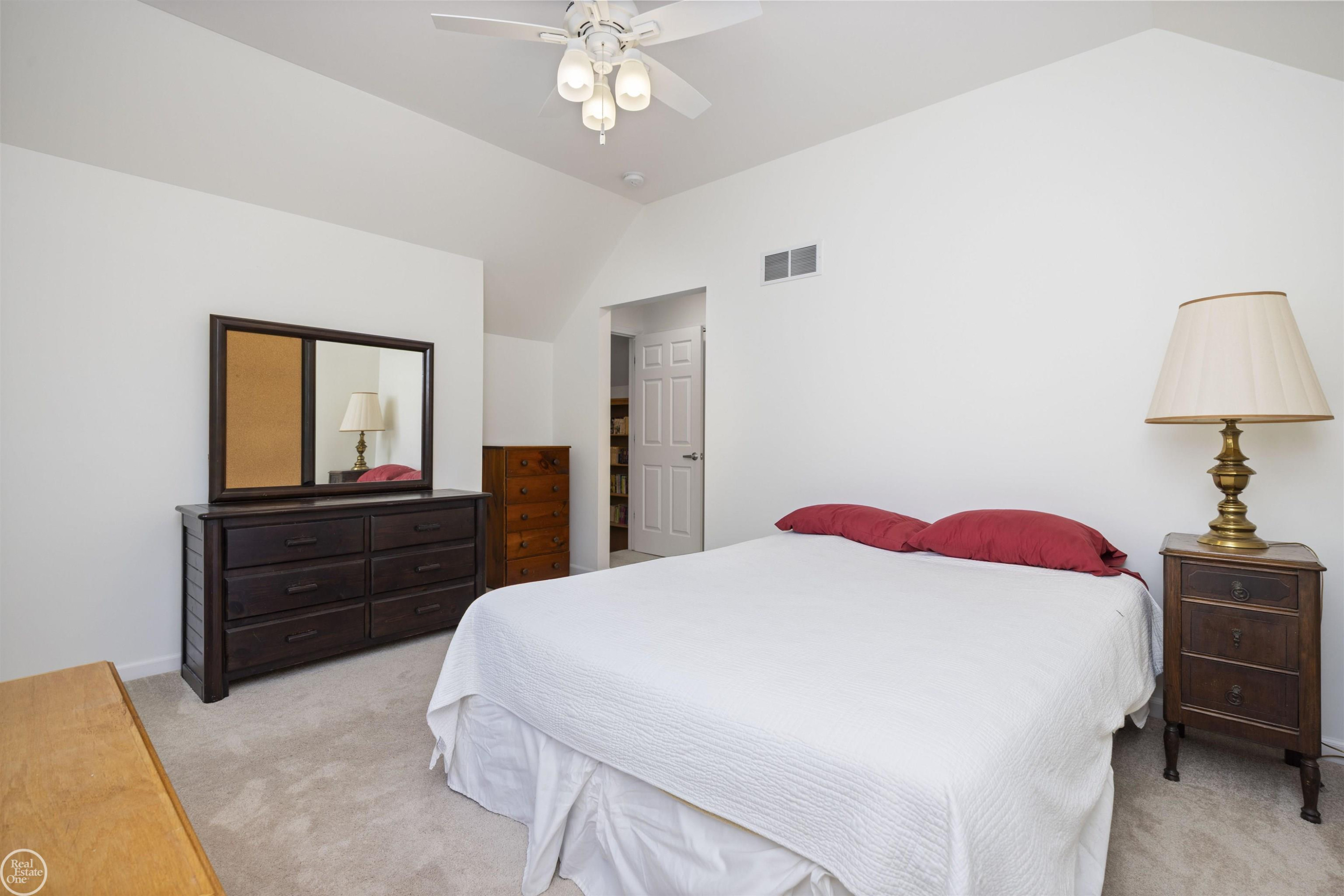 53 Evaline Drive, Troy, MI 48085 — Photo 56
