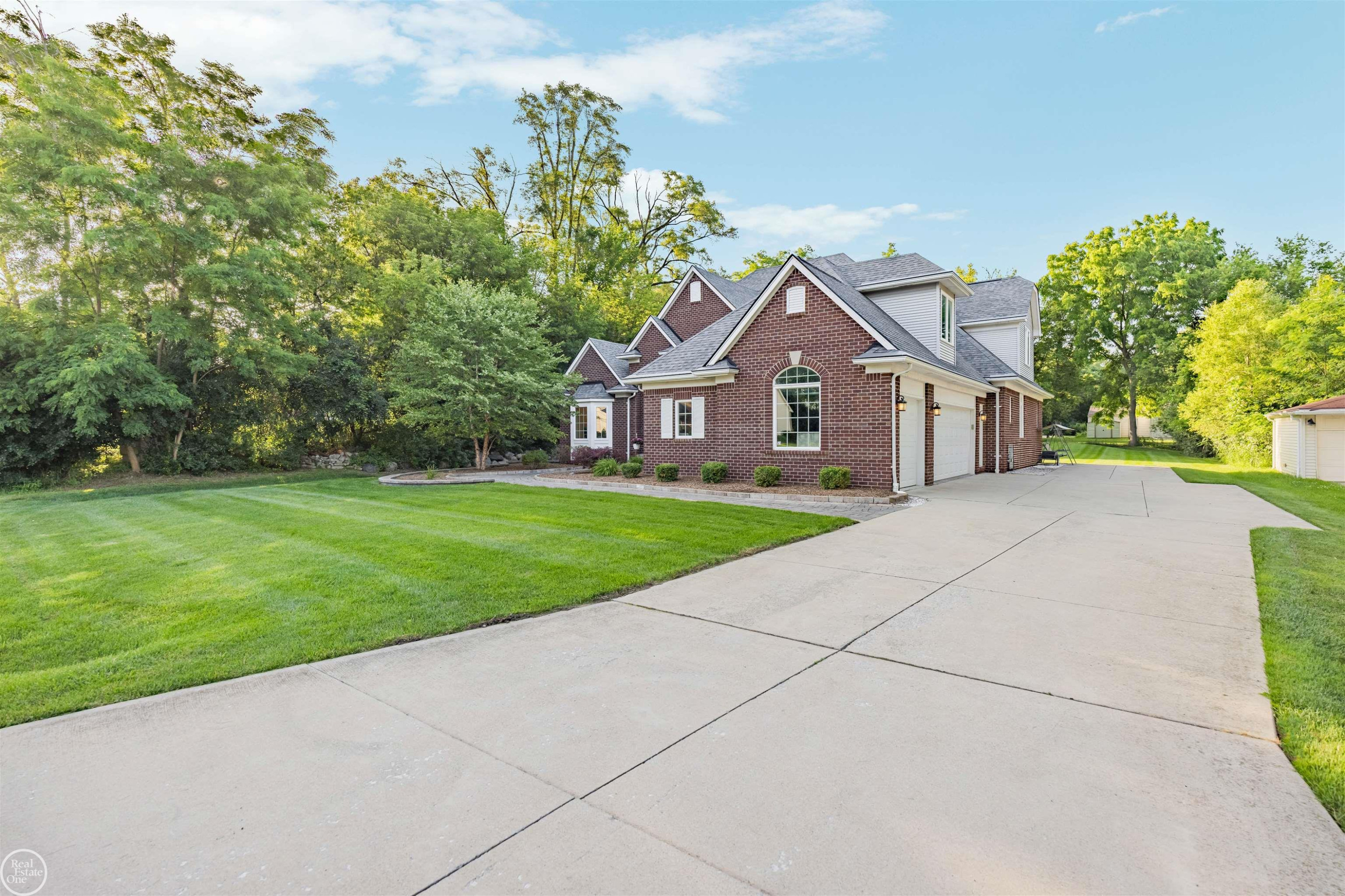 53 Evaline Drive, Troy, MI 48085 — Photo 67