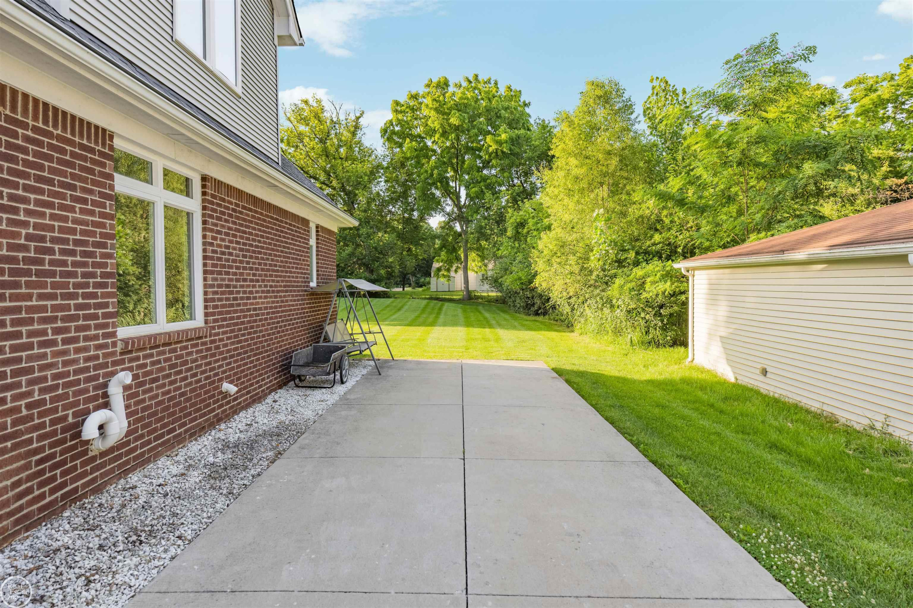 53 Evaline Drive, Troy, MI 48085 — Photo 69