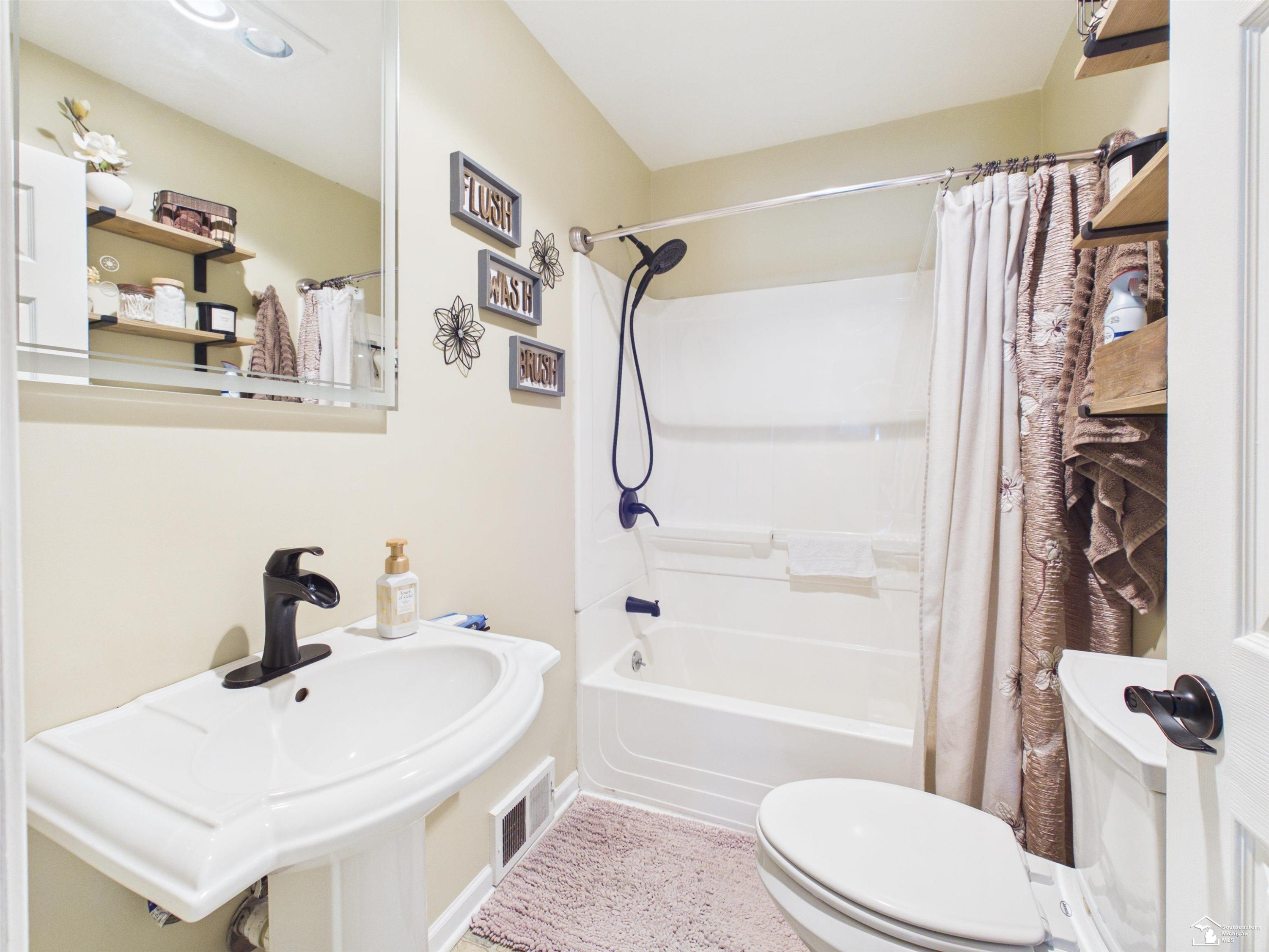83 W Madison Street, Petersburg, MI 49270 — Photo 8