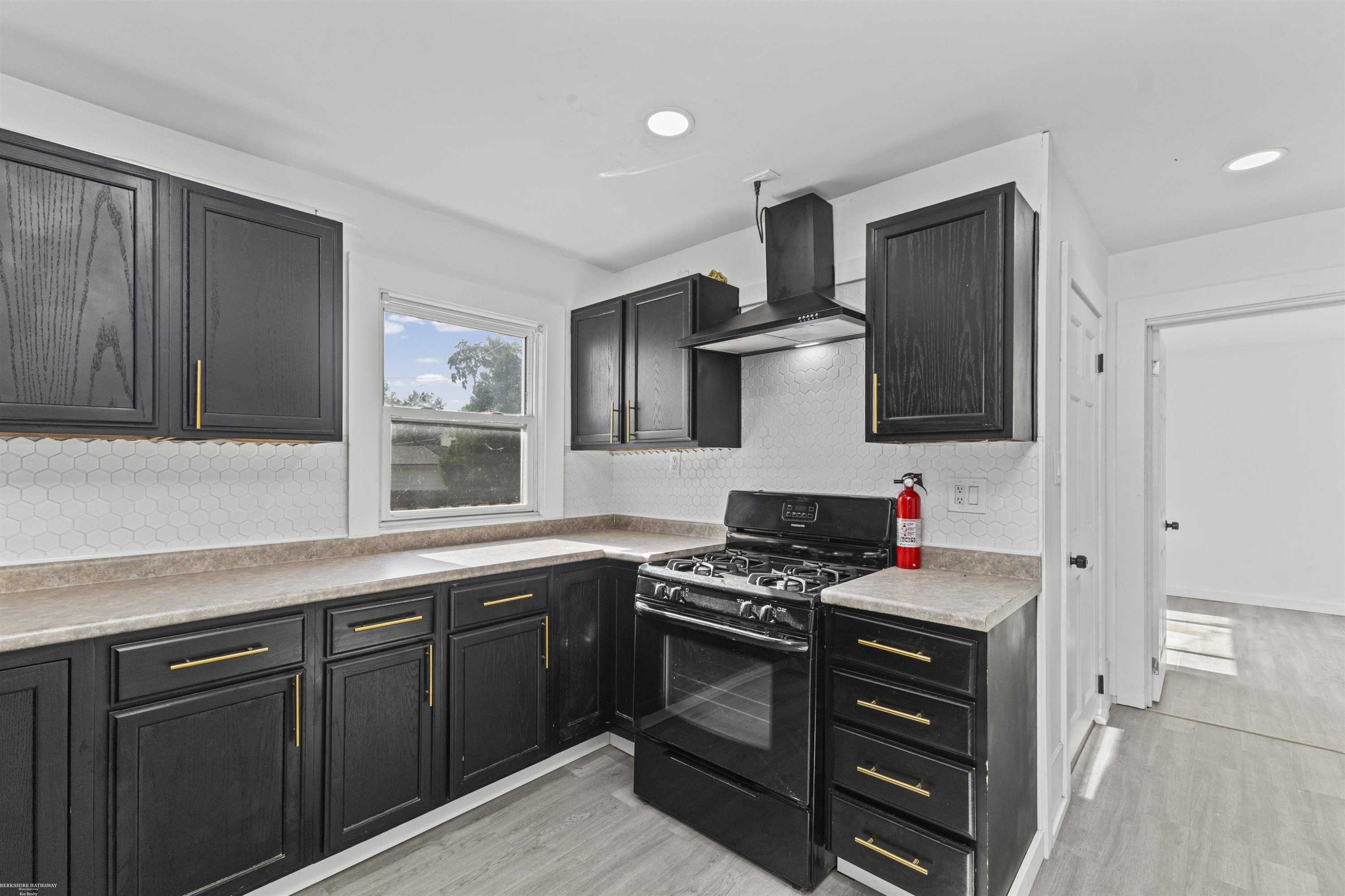 44 Union Street, Mount Clemens, MI 48043 — Photo 22