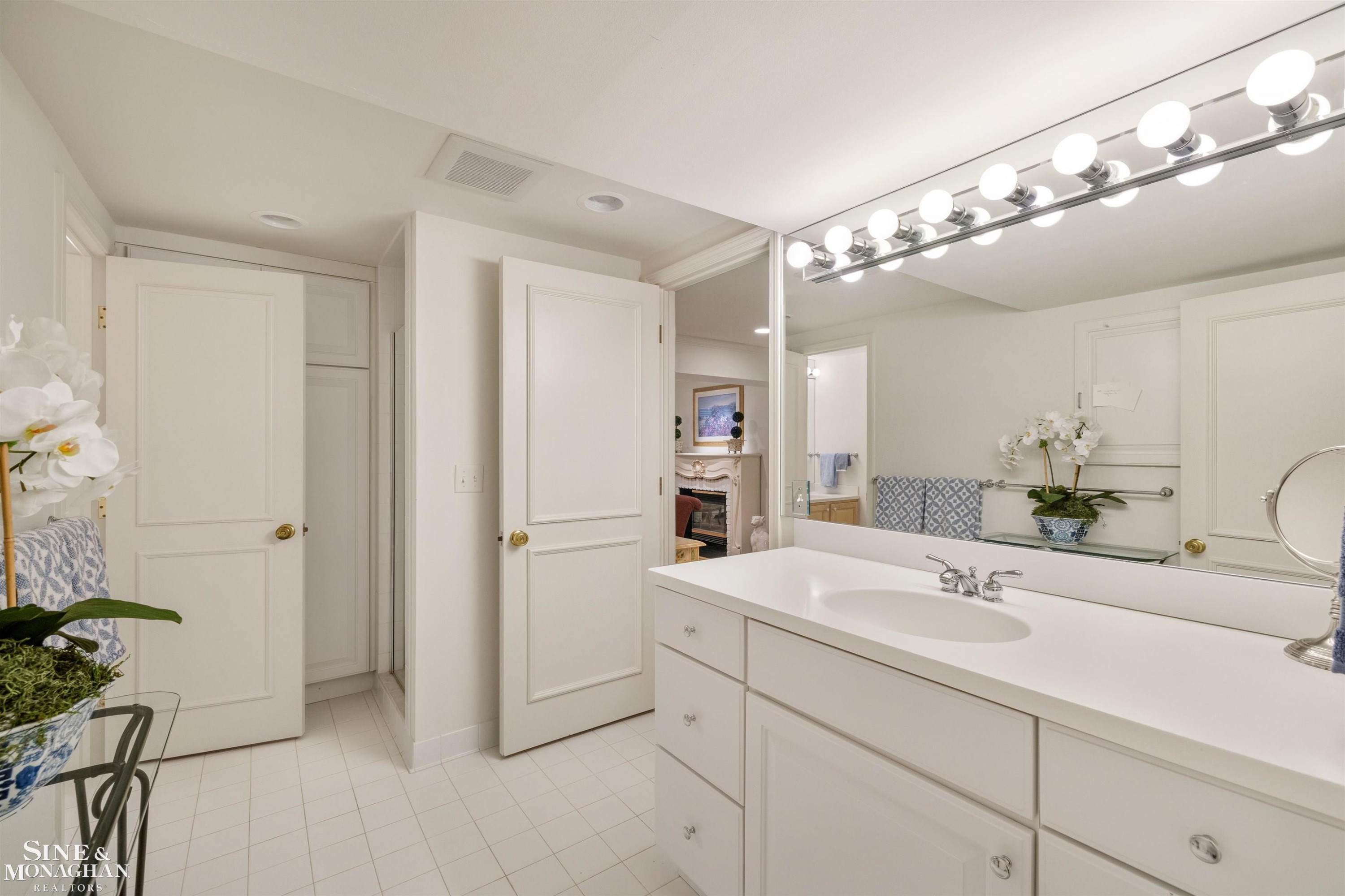 20 Windemere Place, Grosse Pointe Farms, MI 48236 — Photo 51