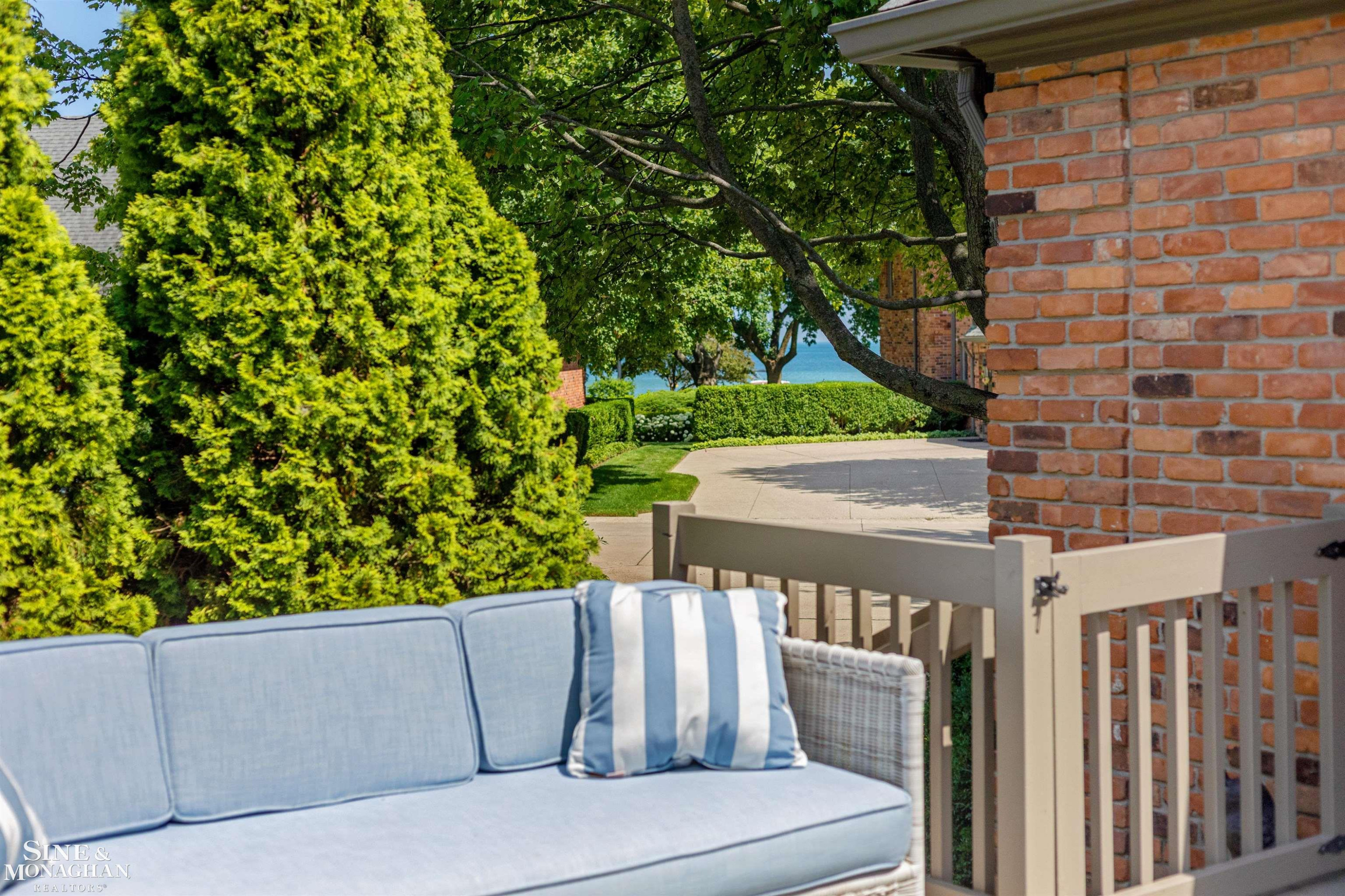 20 Windemere Place, Grosse Pointe Farms, MI 48236 — Photo 67