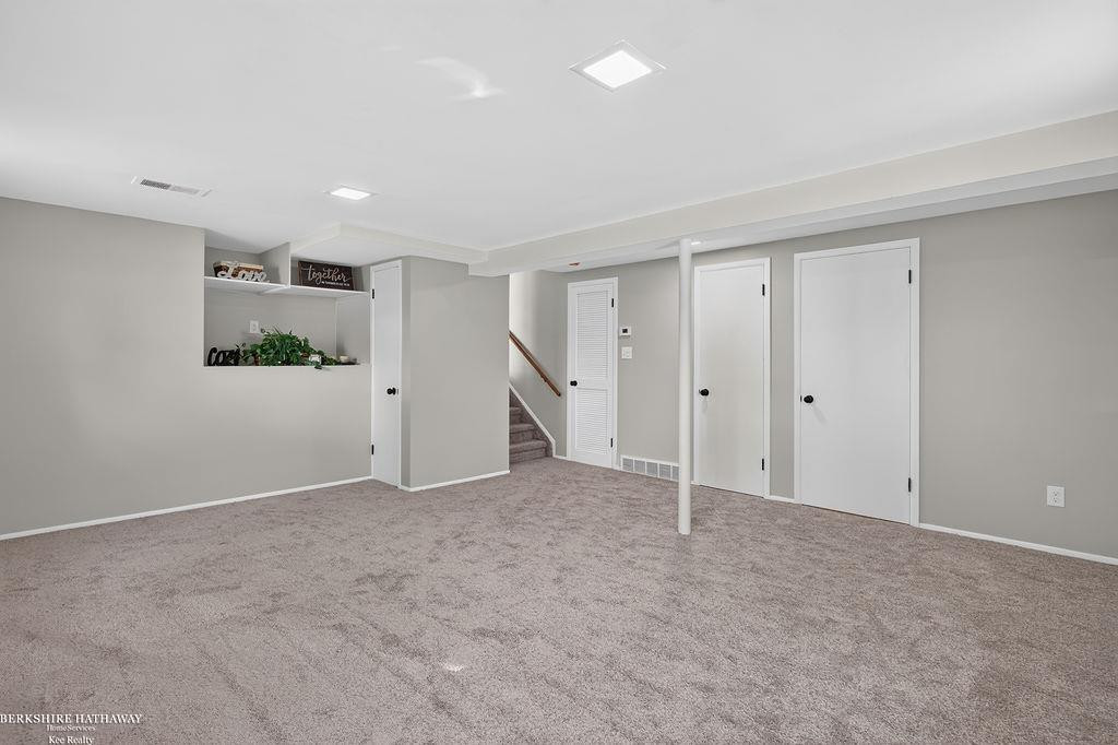 511 Kinross Avenue, MI — Photo 22