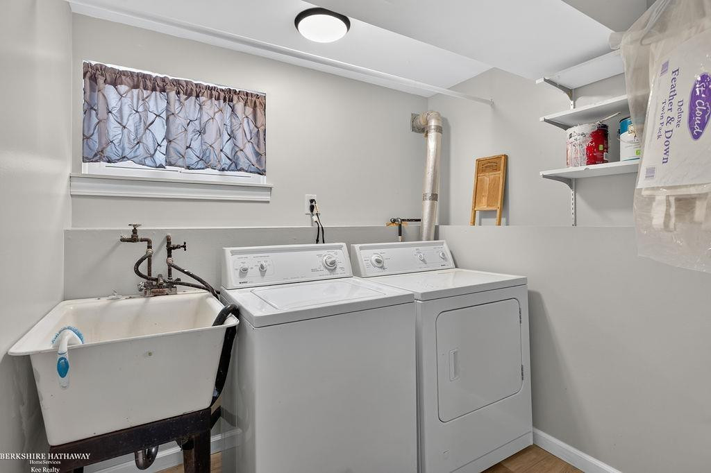 511 Kinross Avenue, MI — Photo 27