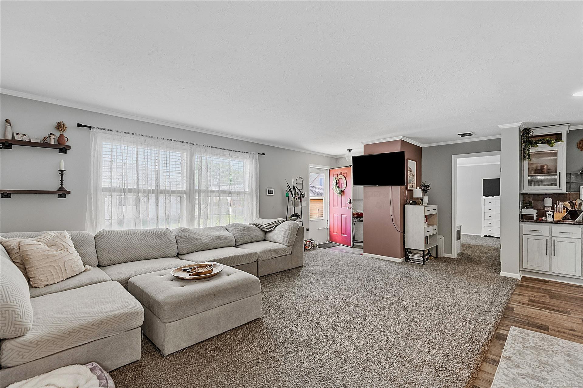 46112 Dunkirk Court, MI 48044 — Photo 3