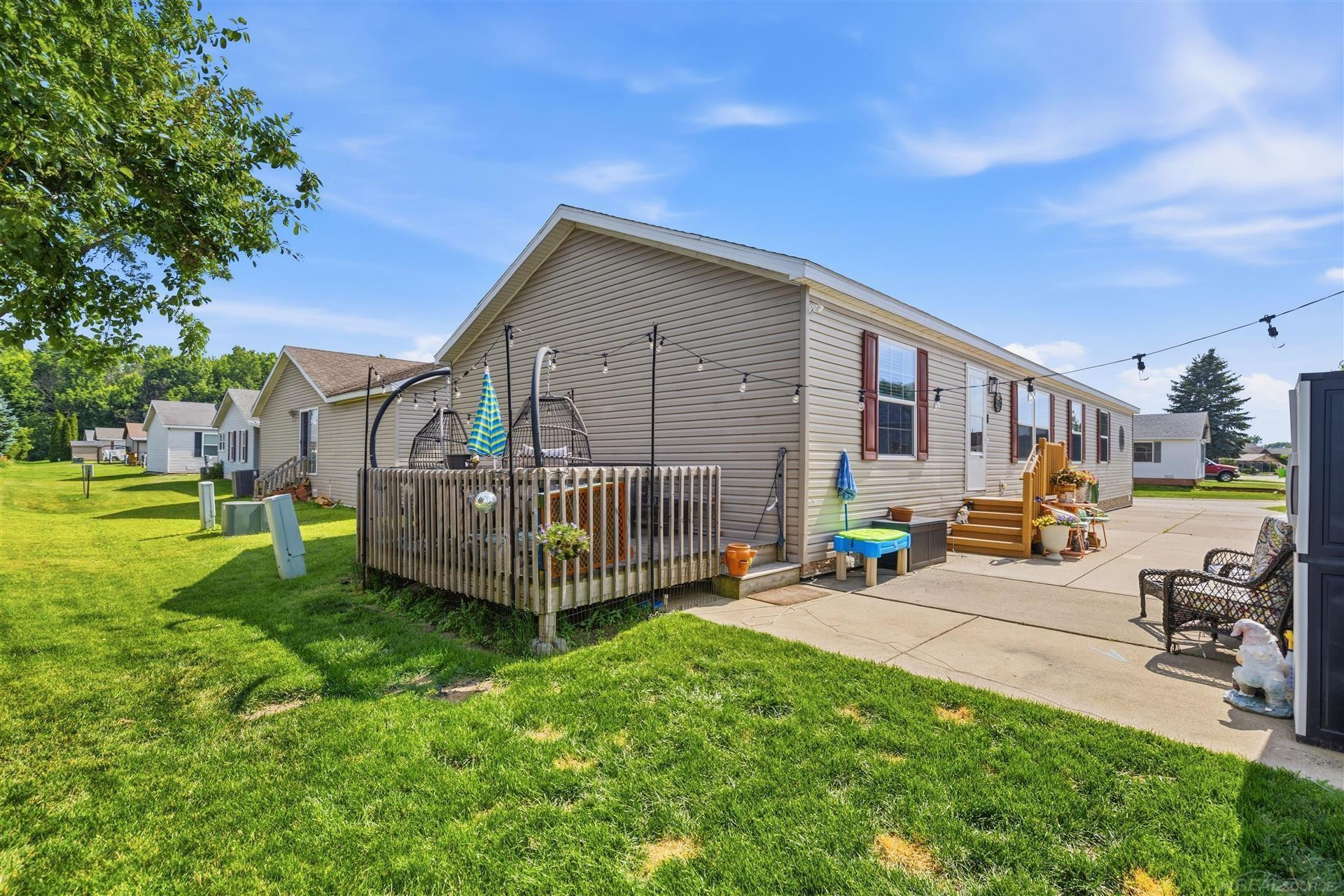 46112 Dunkirk Court, MI 48044 — Photo 19