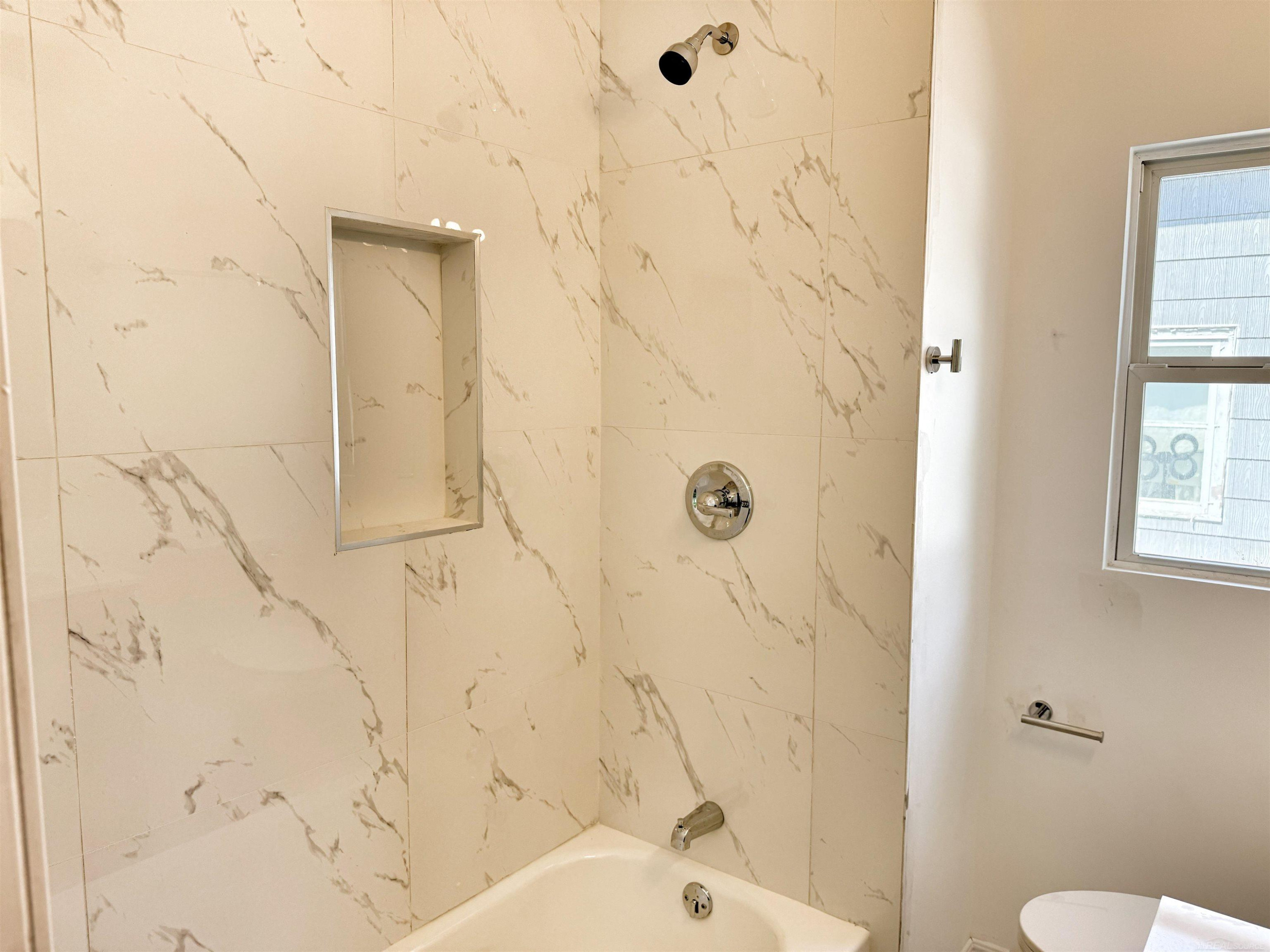 440 Sackett Avenue, Monroe, MI 48162 — Photo 8