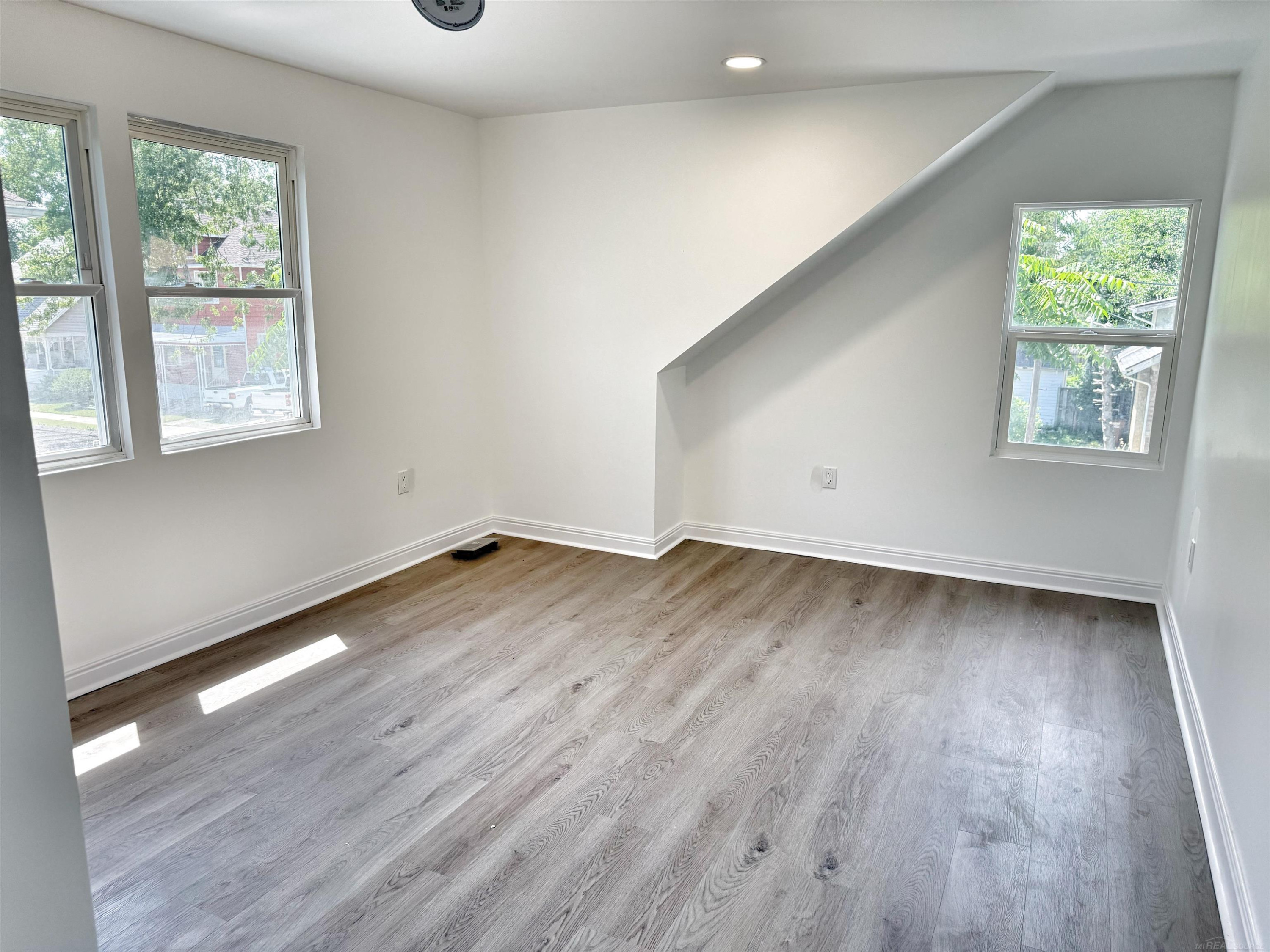 440 Sackett Avenue, Monroe, MI 48162 — Photo 13