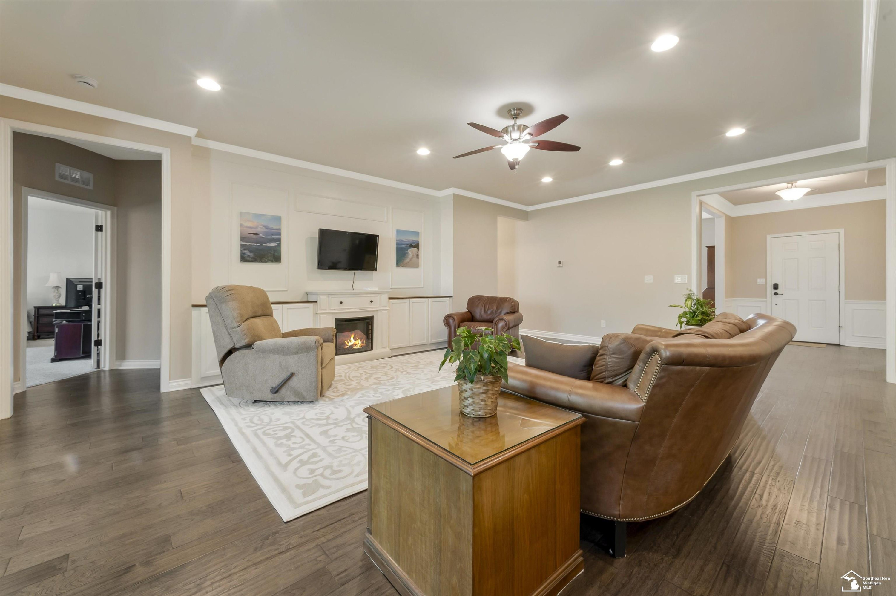 23930 Montague Drive, Flat Rock, MI 48134 — Photo 14