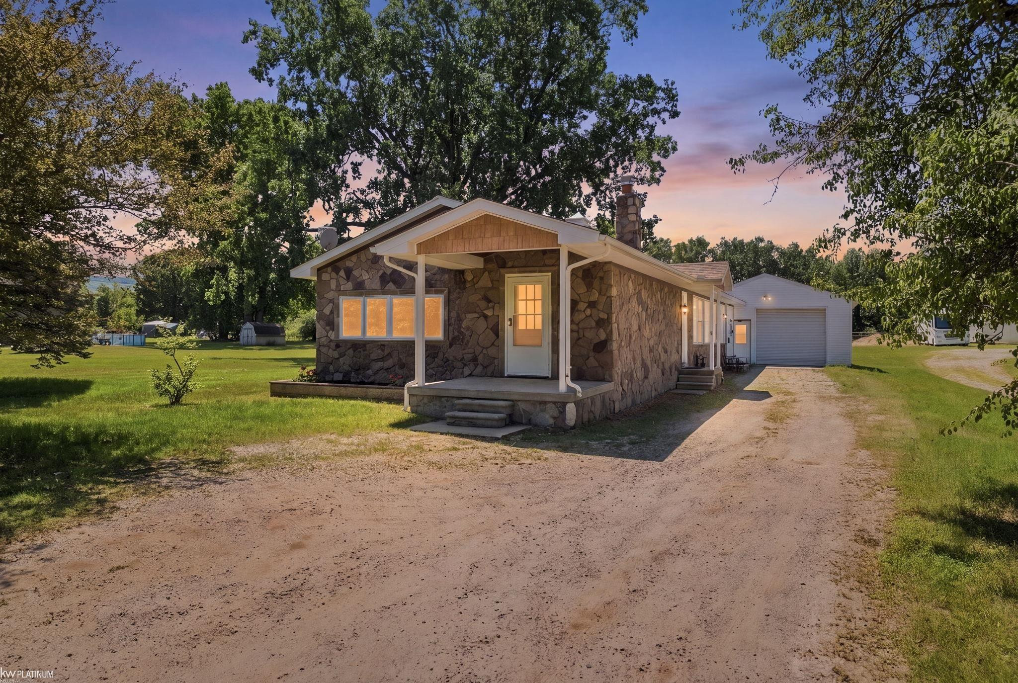 5469 Parker Road, MI 48059 — Photo 2