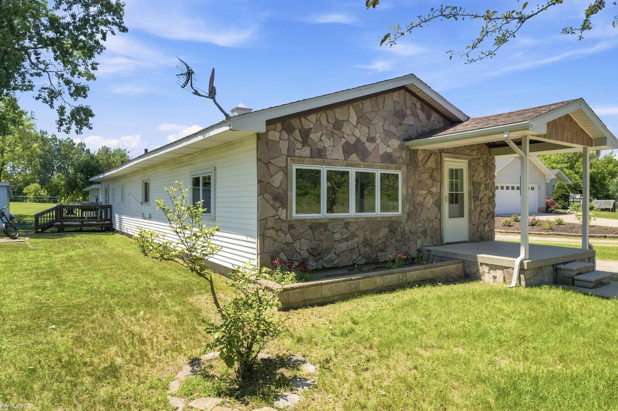 5469 Parker Road, MI 48059 — Photo 4