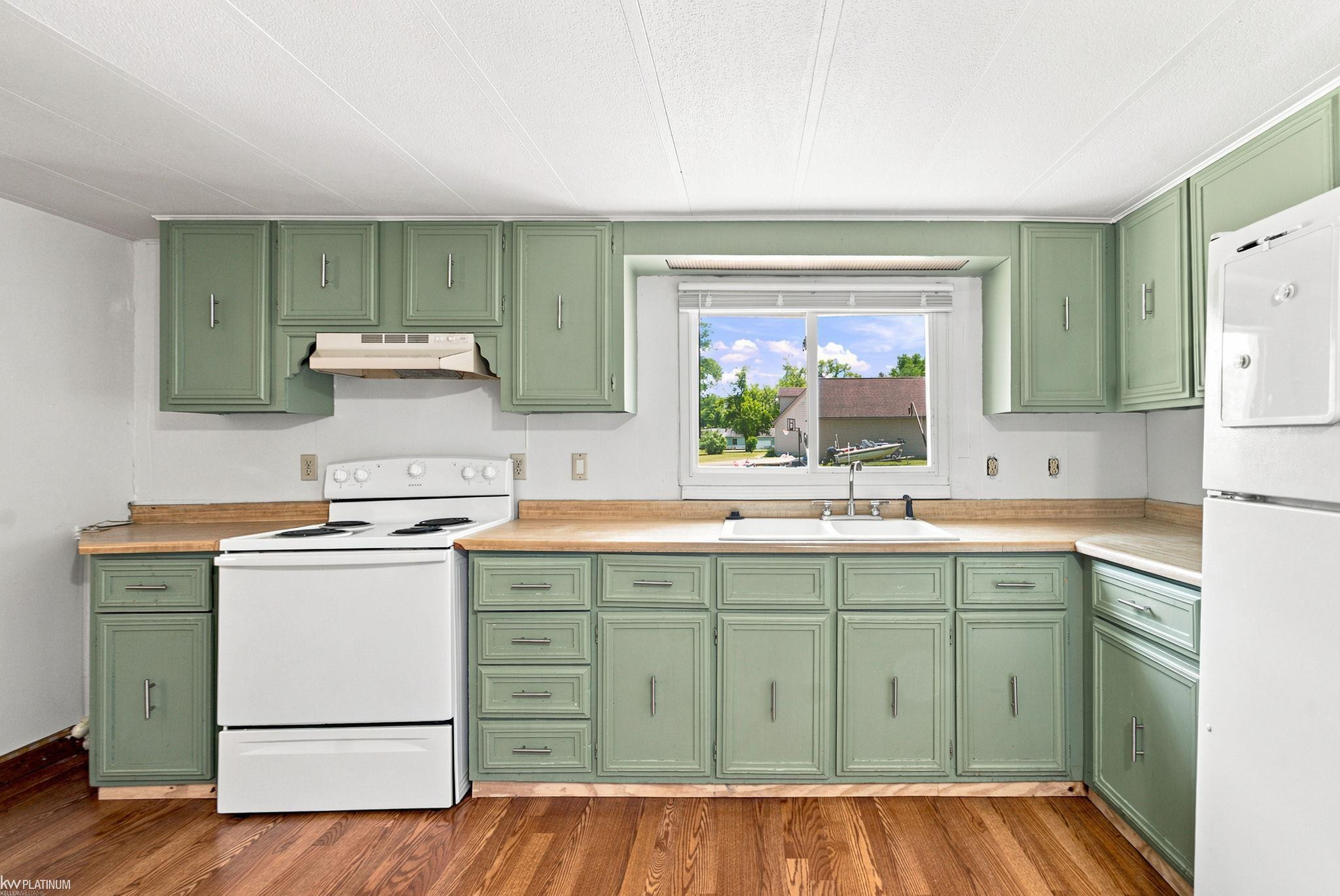 5469 Parker Road, MI 48059 — Photo 13