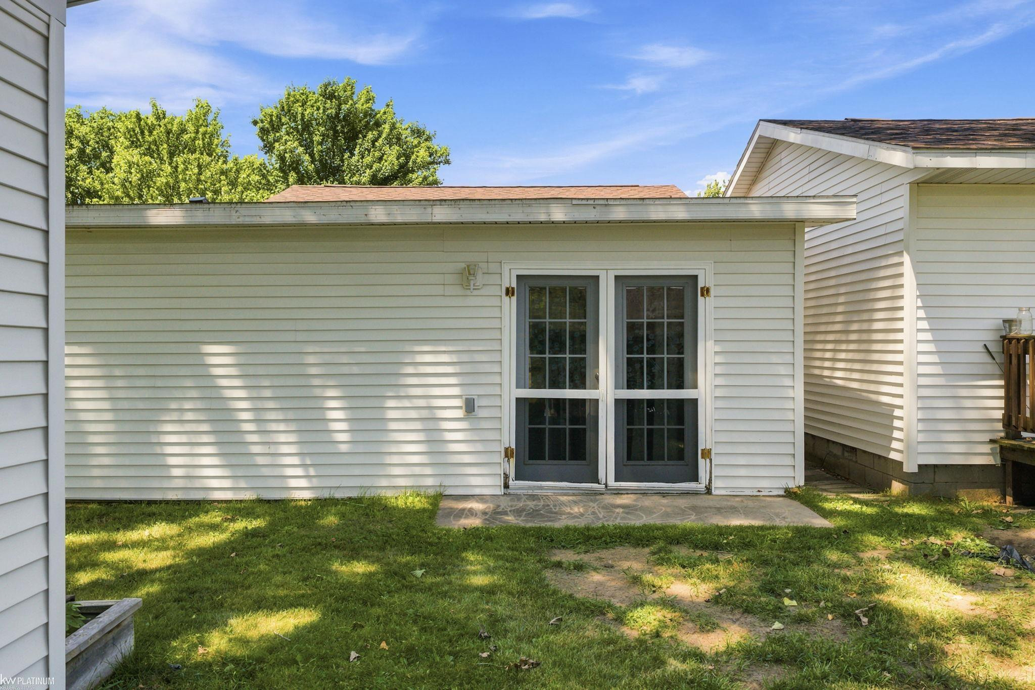 5469 Parker Road, MI 48059 — Photo 31