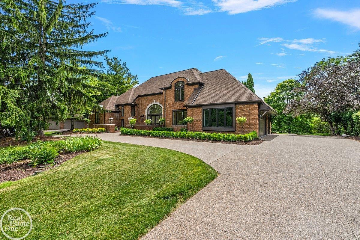 4585 Kiftsgate Bend, Bloomfield Hills, MI 48302 — Photo 3
