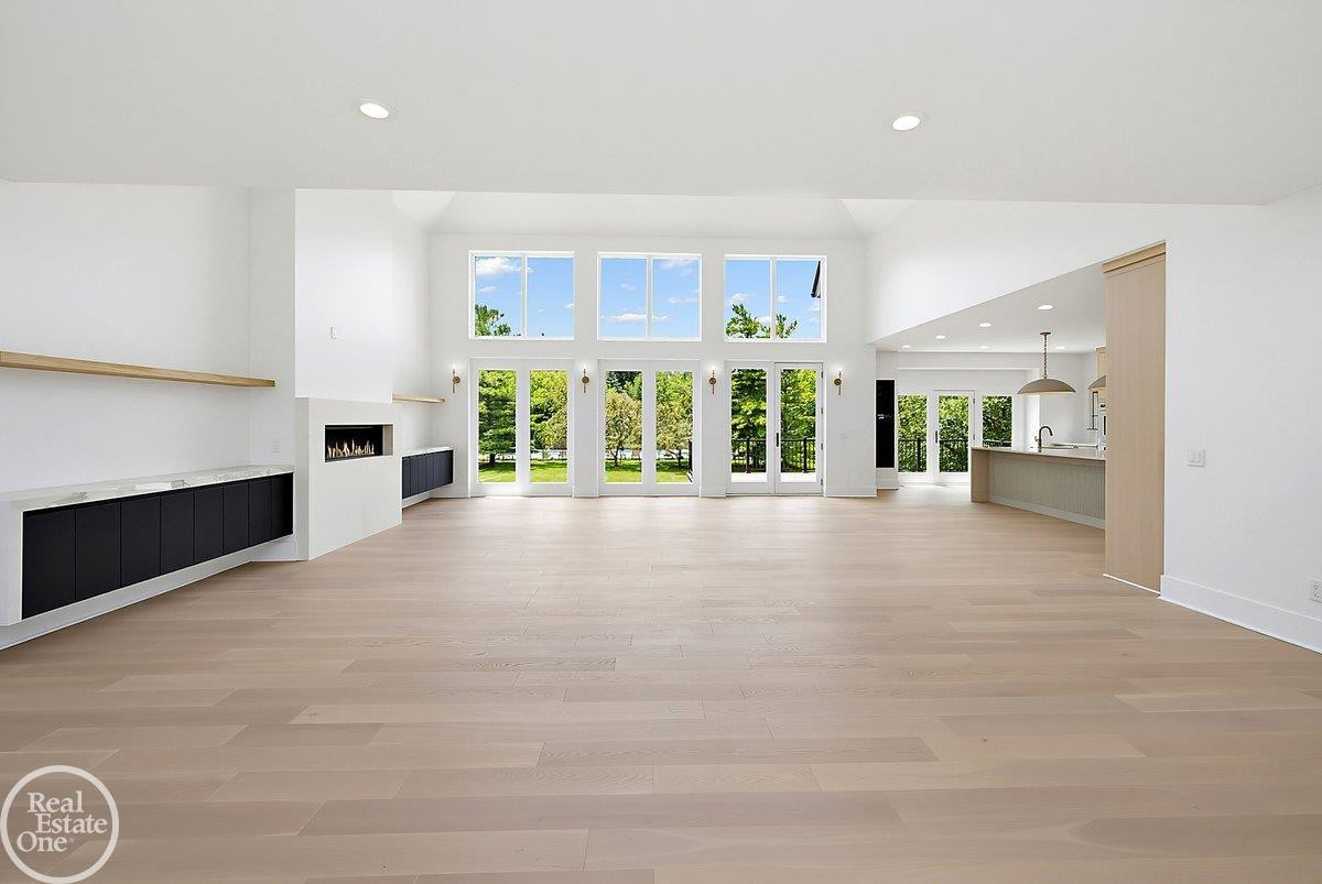 4585 Kiftsgate Bend, Bloomfield Hills, MI 48302 — Photo 8