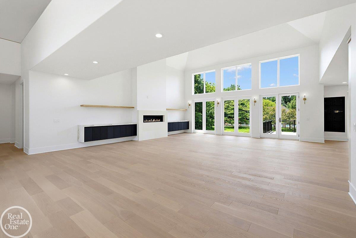 4585 Kiftsgate Bend, Bloomfield Hills, MI 48302 — Photo 9