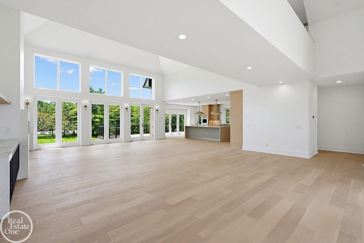 4585 Kiftsgate Bend, Bloomfield Hills, MI 48302 — Photo 10