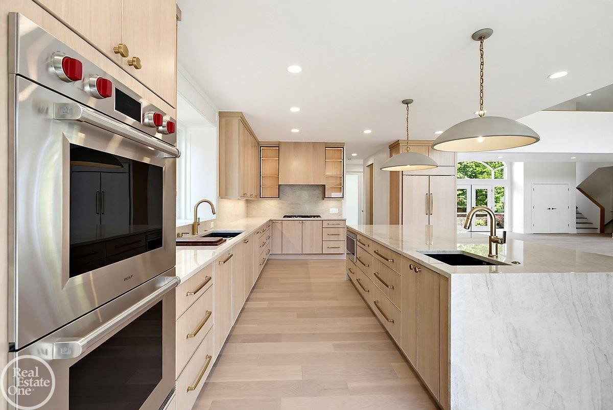 4585 Kiftsgate Bend, Bloomfield Hills, MI 48302 — Photo 14