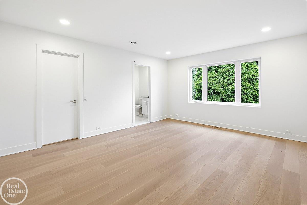 4585 Kiftsgate Bend, Bloomfield Hills, MI 48302 — Photo 36