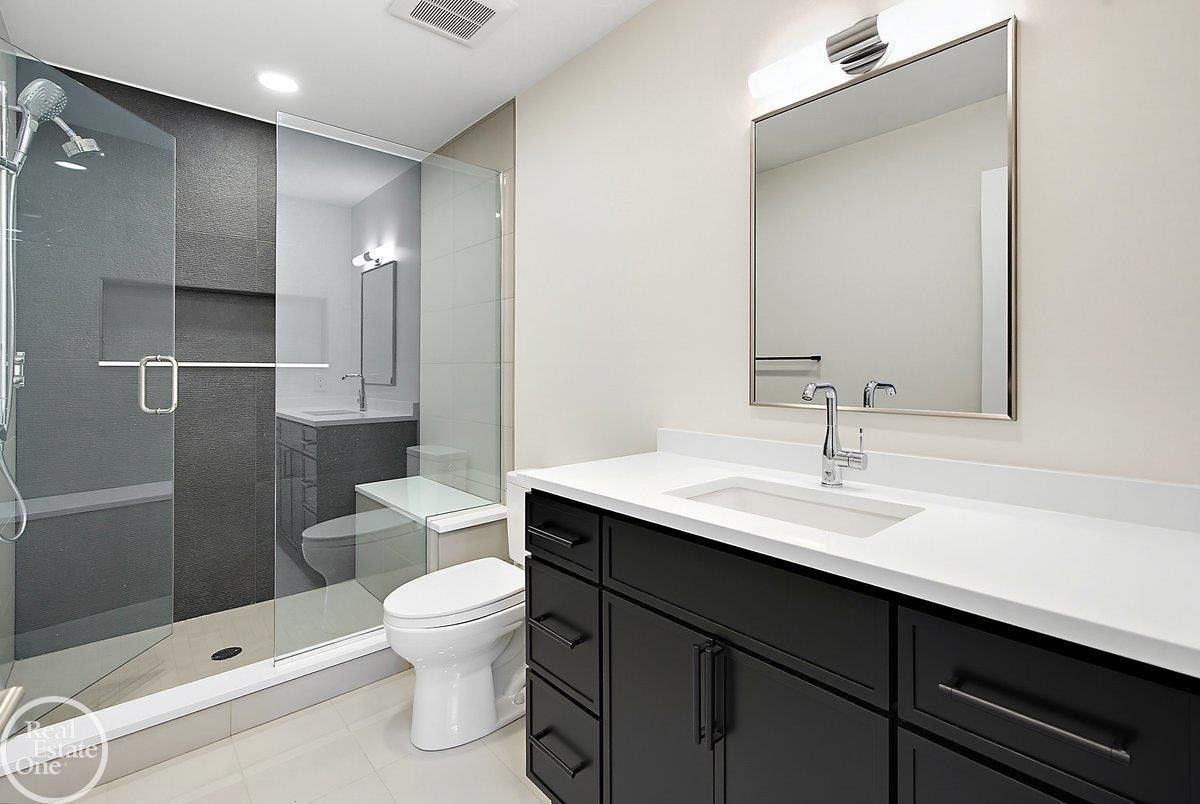 4585 Kiftsgate Bend, Bloomfield Hills, MI 48302 — Photo 43