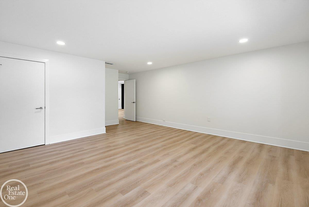 4585 Kiftsgate Bend, Bloomfield Hills, MI 48302 — Photo 58