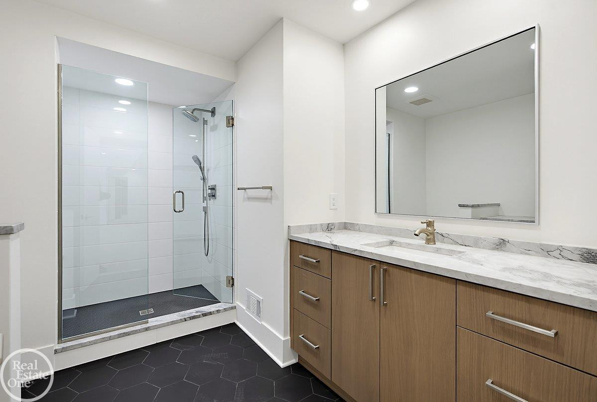 4585 Kiftsgate Bend, Bloomfield Hills, MI 48302 — Photo 61