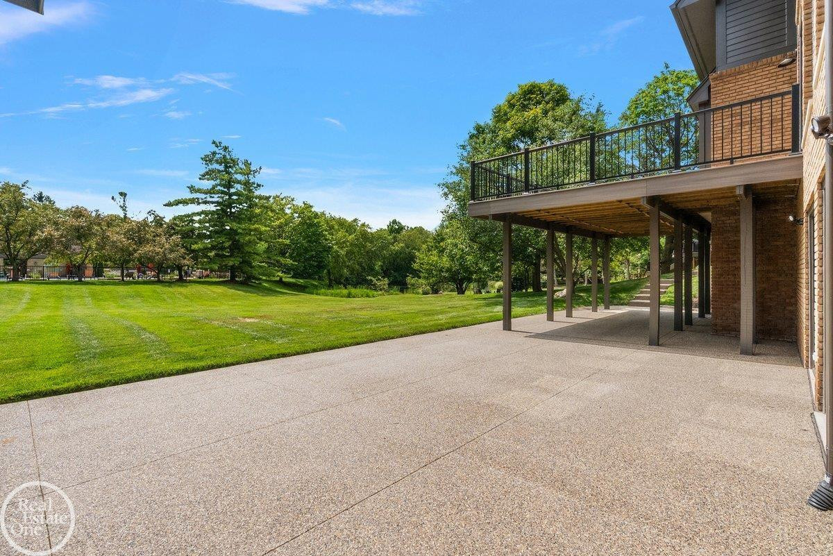 4585 Kiftsgate Bend, Bloomfield Hills, MI 48302 — Photo 66