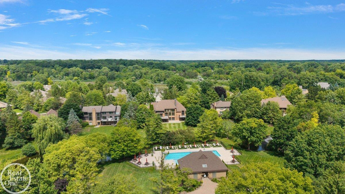 4585 Kiftsgate Bend, Bloomfield Hills, MI 48302 — Photo 70