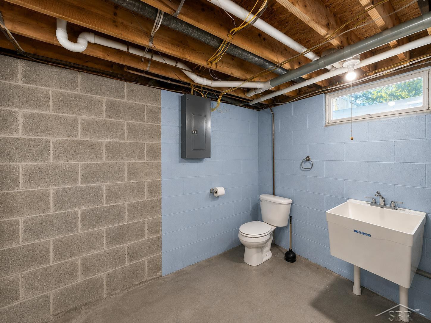 538 E Sharpsteen Street, Sebewaing, MI 48759 — Photo 17