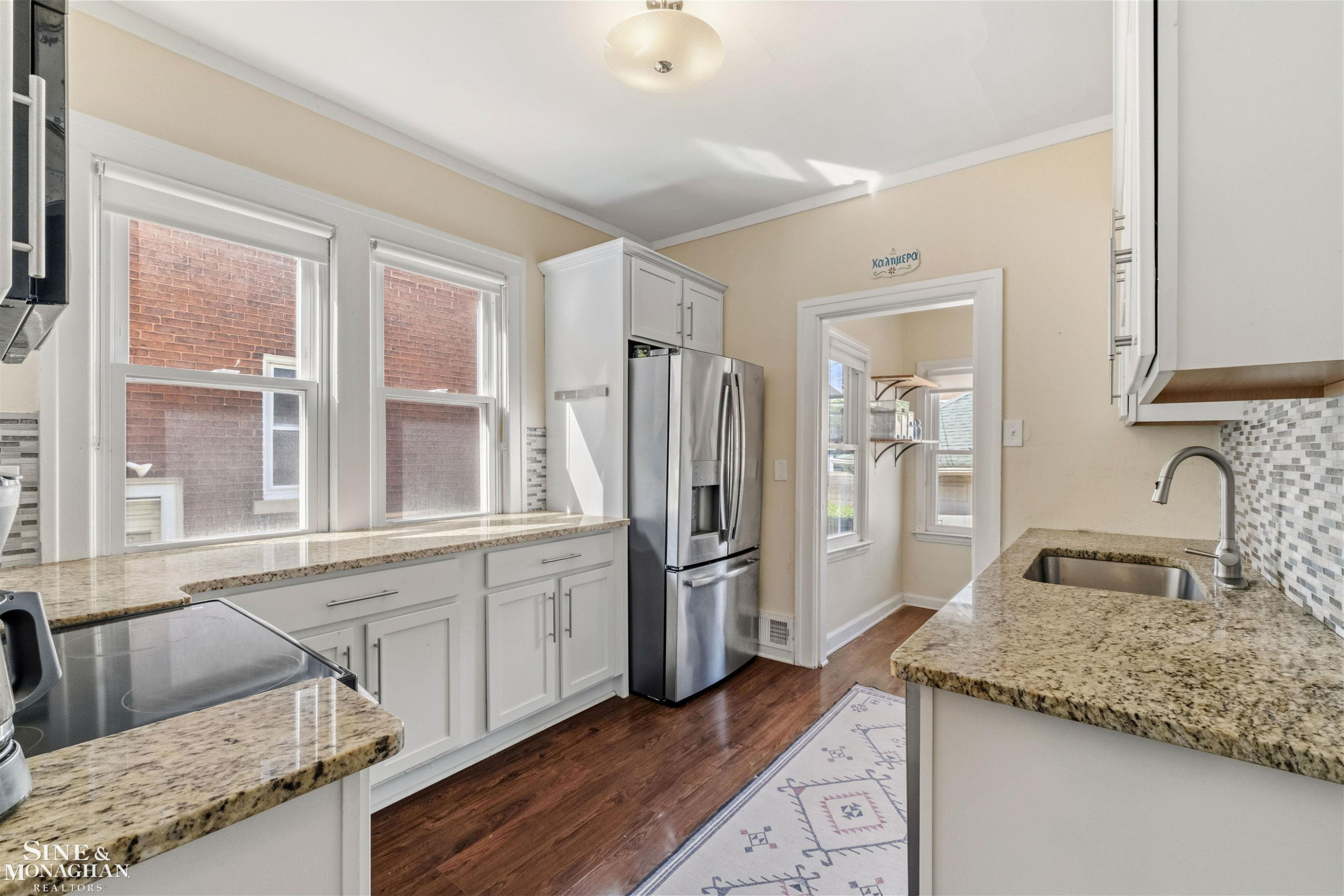 1025 Beaconsfield Avenue, Grosse Pointe Park, MI 48230 — Photo 11