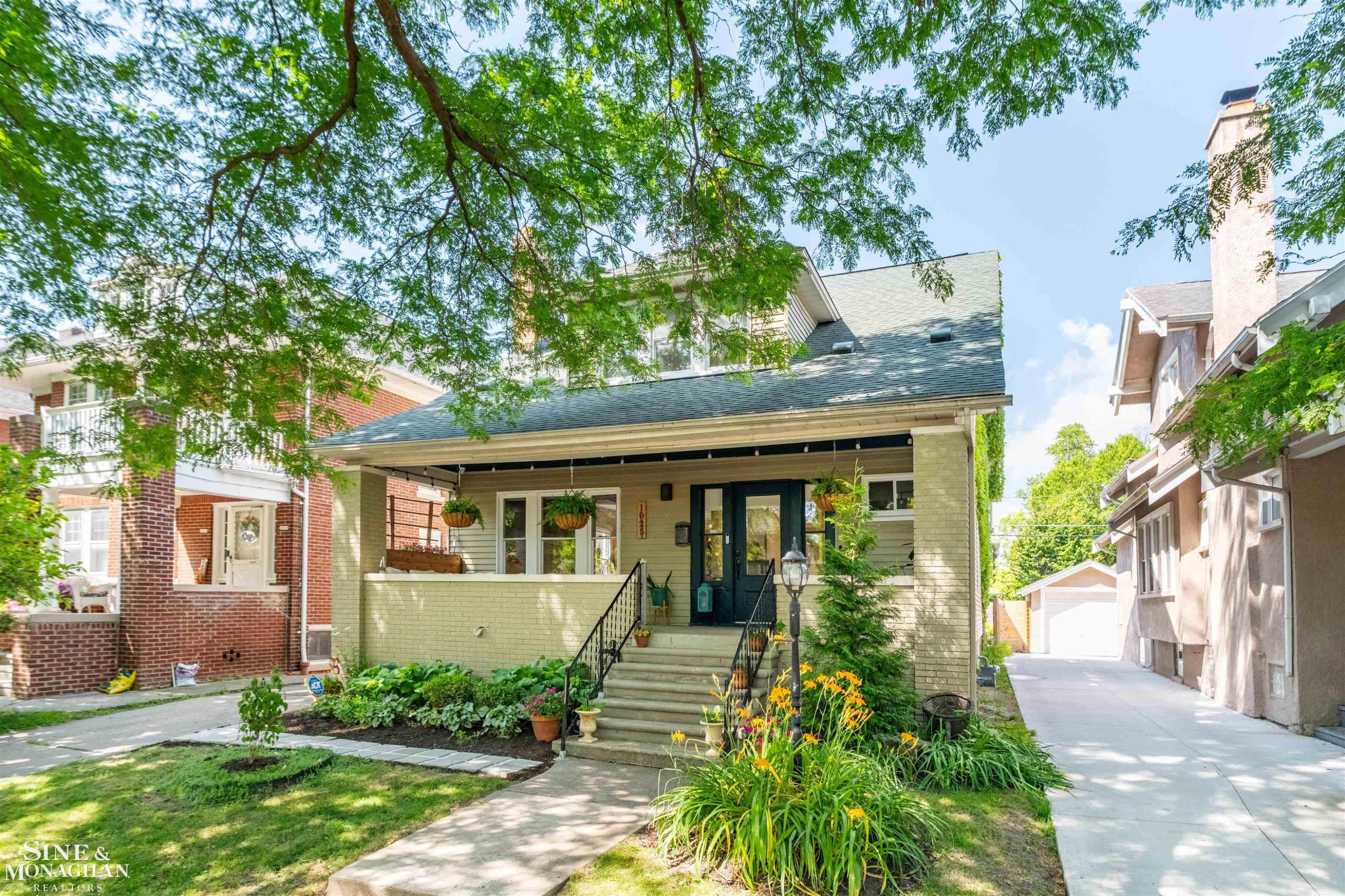 1025 Beaconsfield Avenue, Grosse Pointe Park, MI 48230 — Photo 32