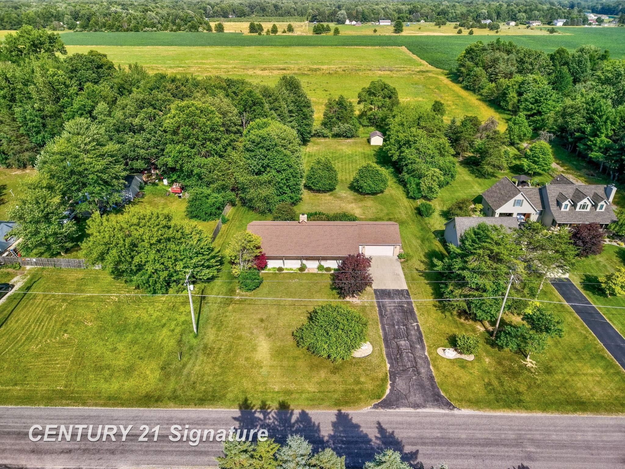 3725 Trimm Road, Saginaw, MI 48609 — Photo 2