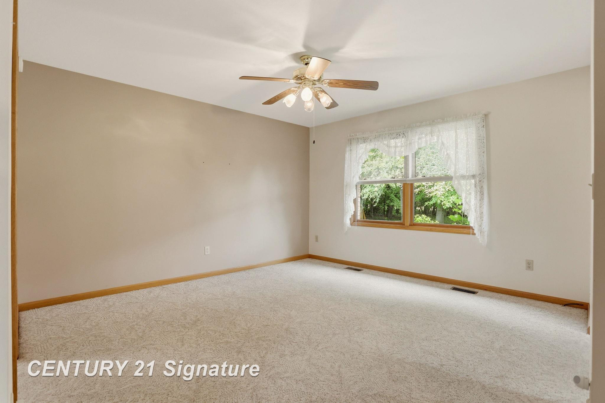 3725 Trimm Road, Saginaw, MI 48609 — Photo 13