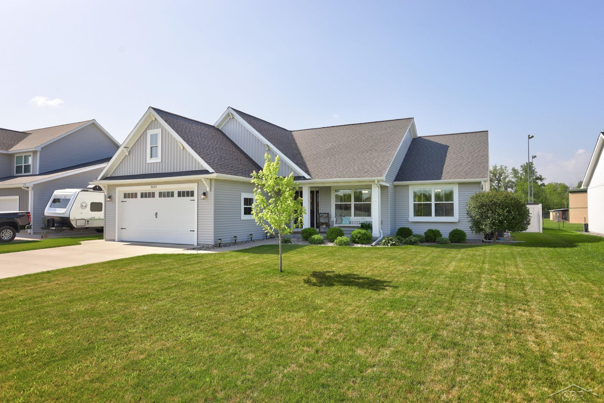 5623 S Stone Briar Lane, Freeland, MI 48623 — Photo 2