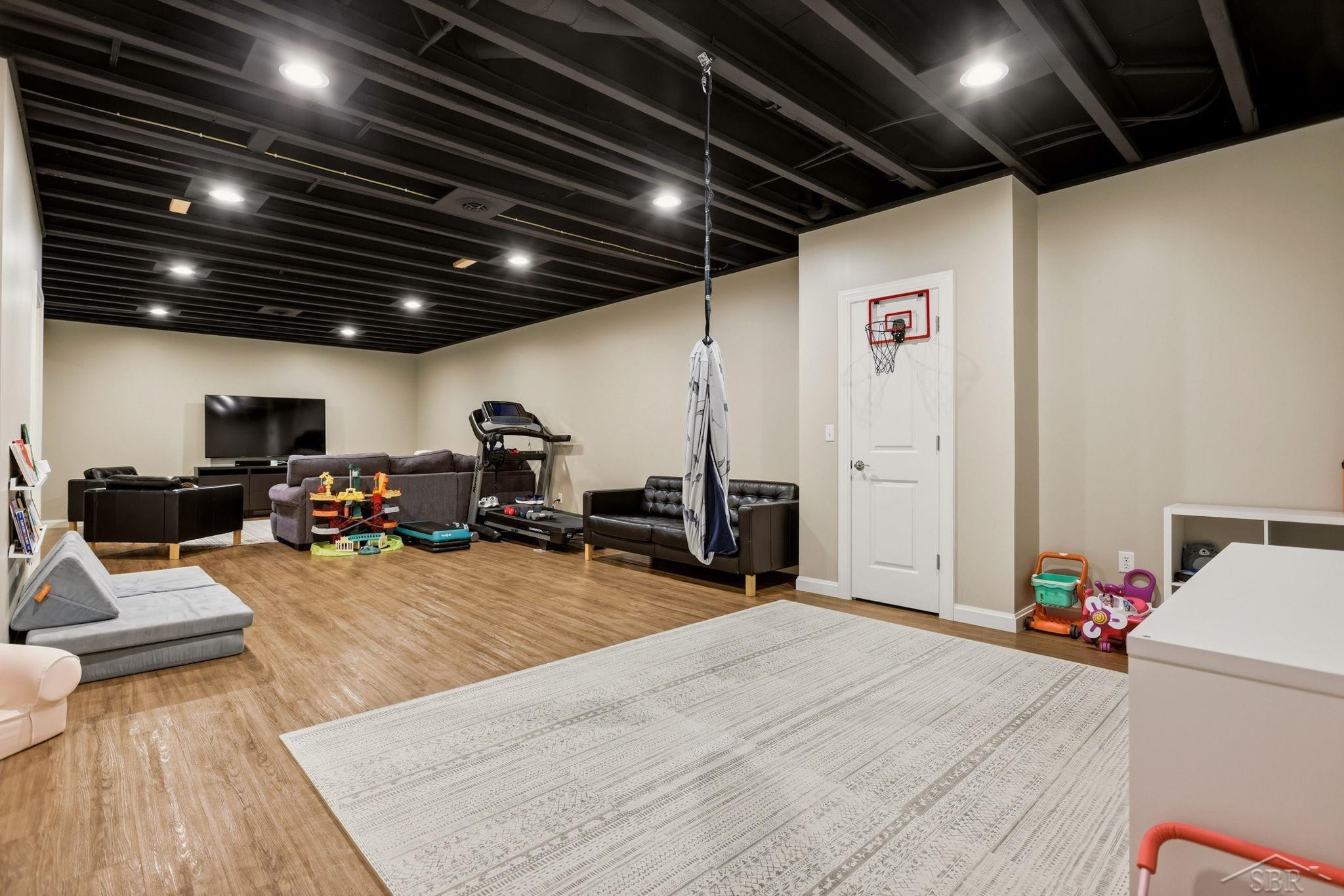 5623 S Stone Briar Lane, Freeland, MI 48623 — Photo 37