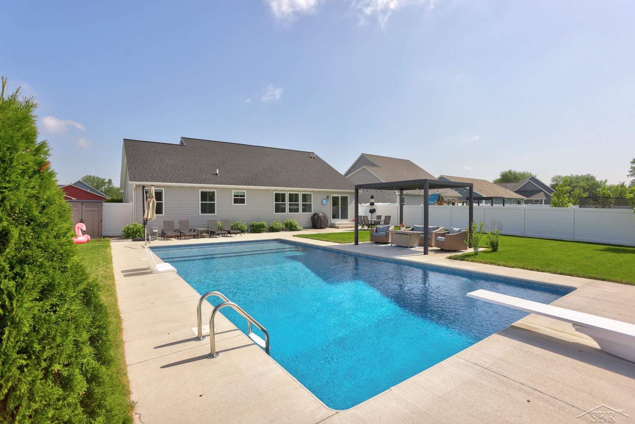 5623 S Stone Briar Lane, Freeland, MI 48623 — Photo 48