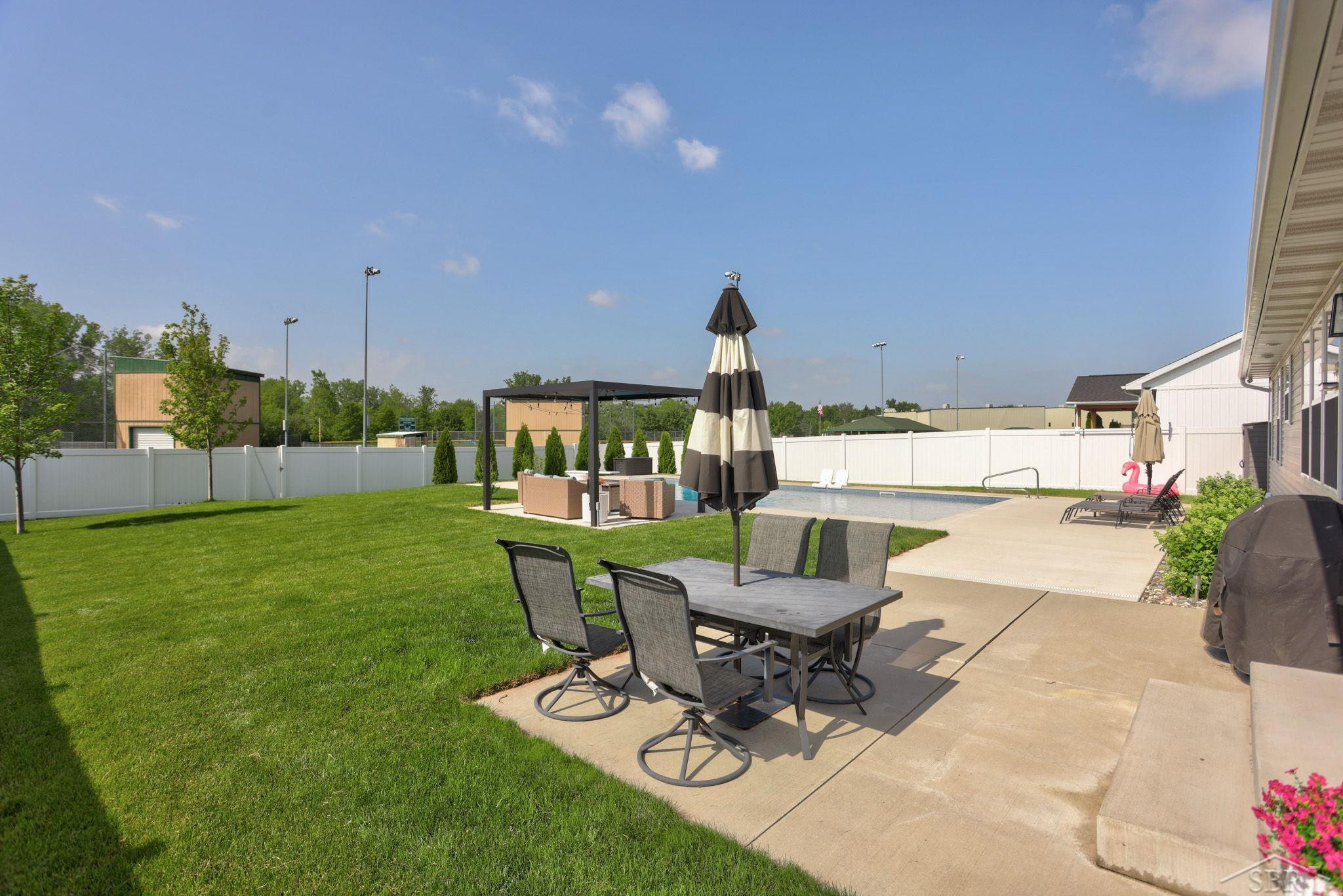 5623 S Stone Briar Lane, Freeland, MI 48623 — Photo 51