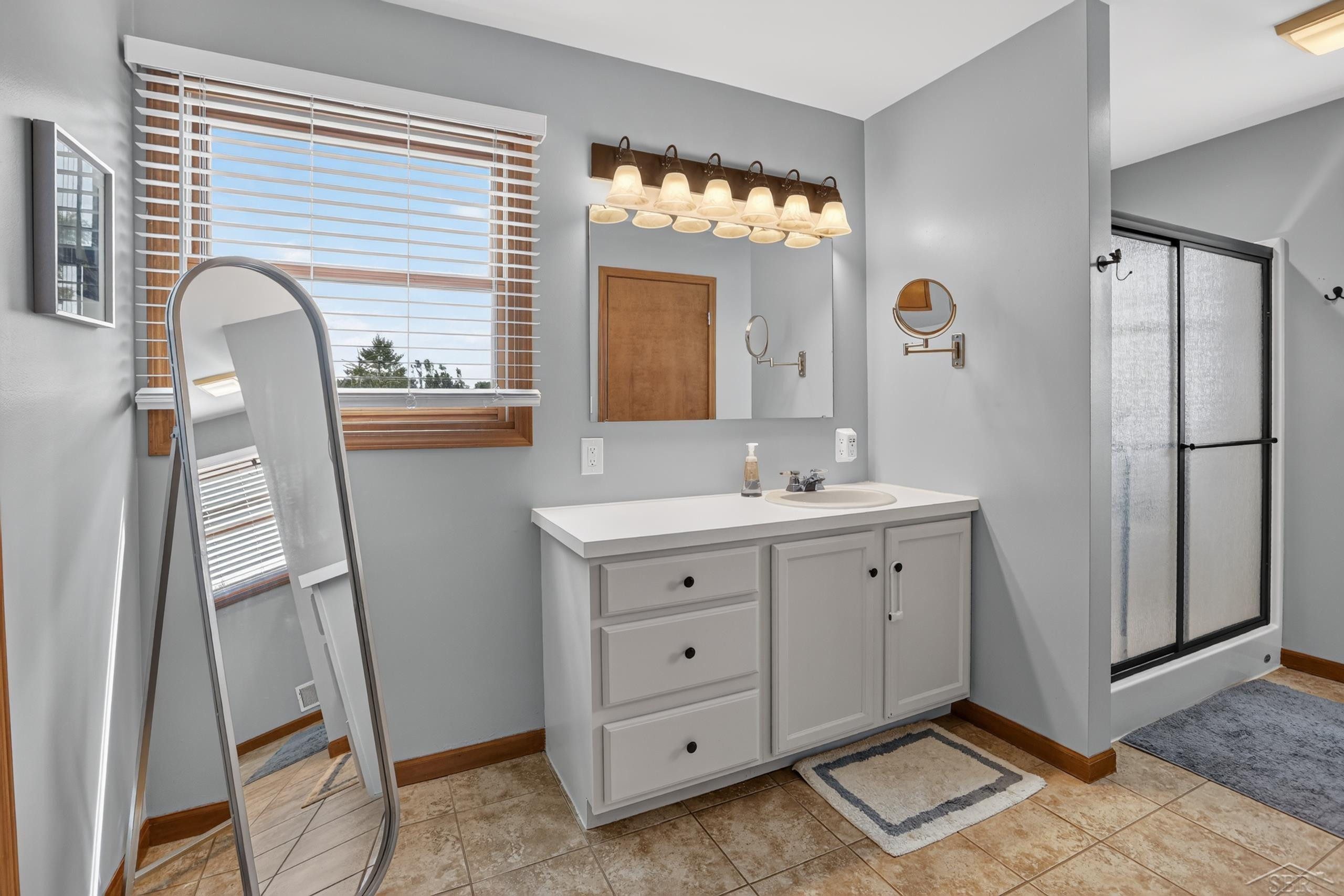 10713 N Gleaner Road, Freeland, MI 48623 — Photo 19