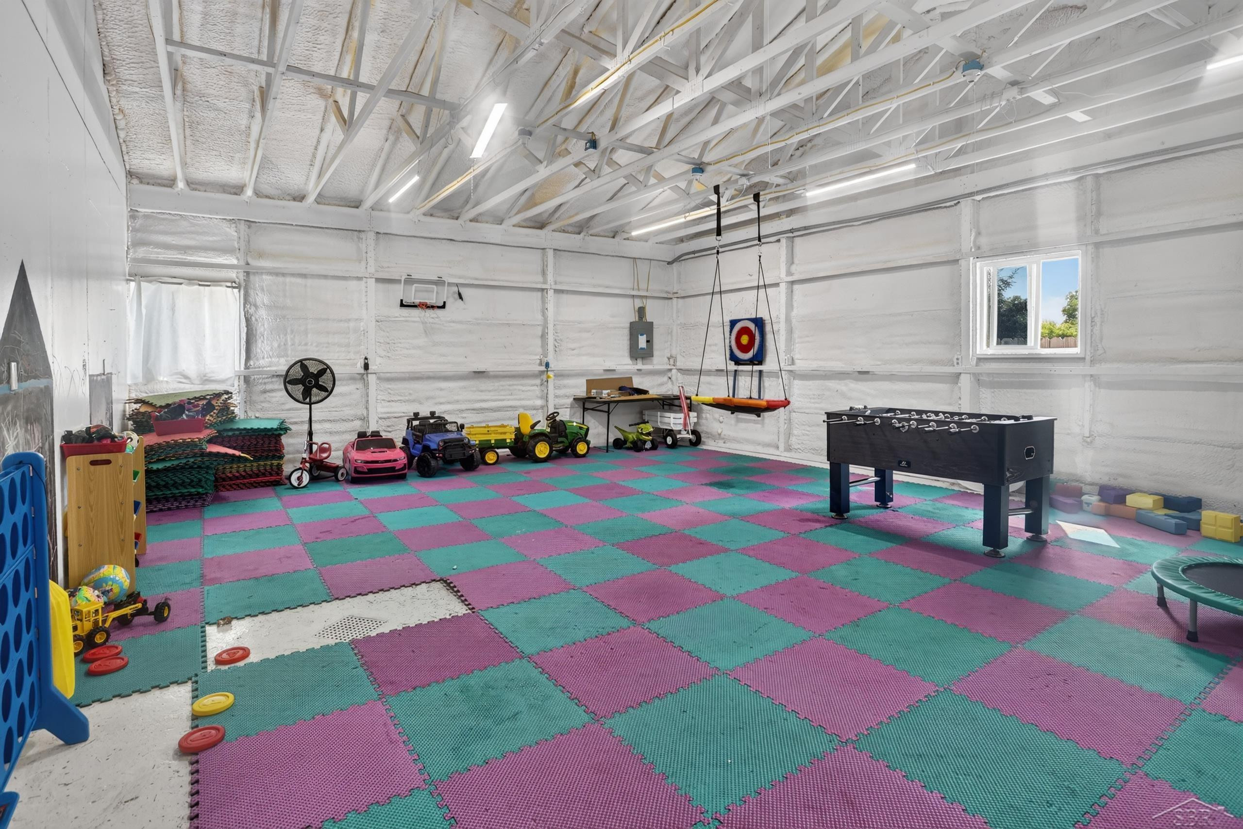 10713 N Gleaner Road, Freeland, MI 48623 — Photo 34