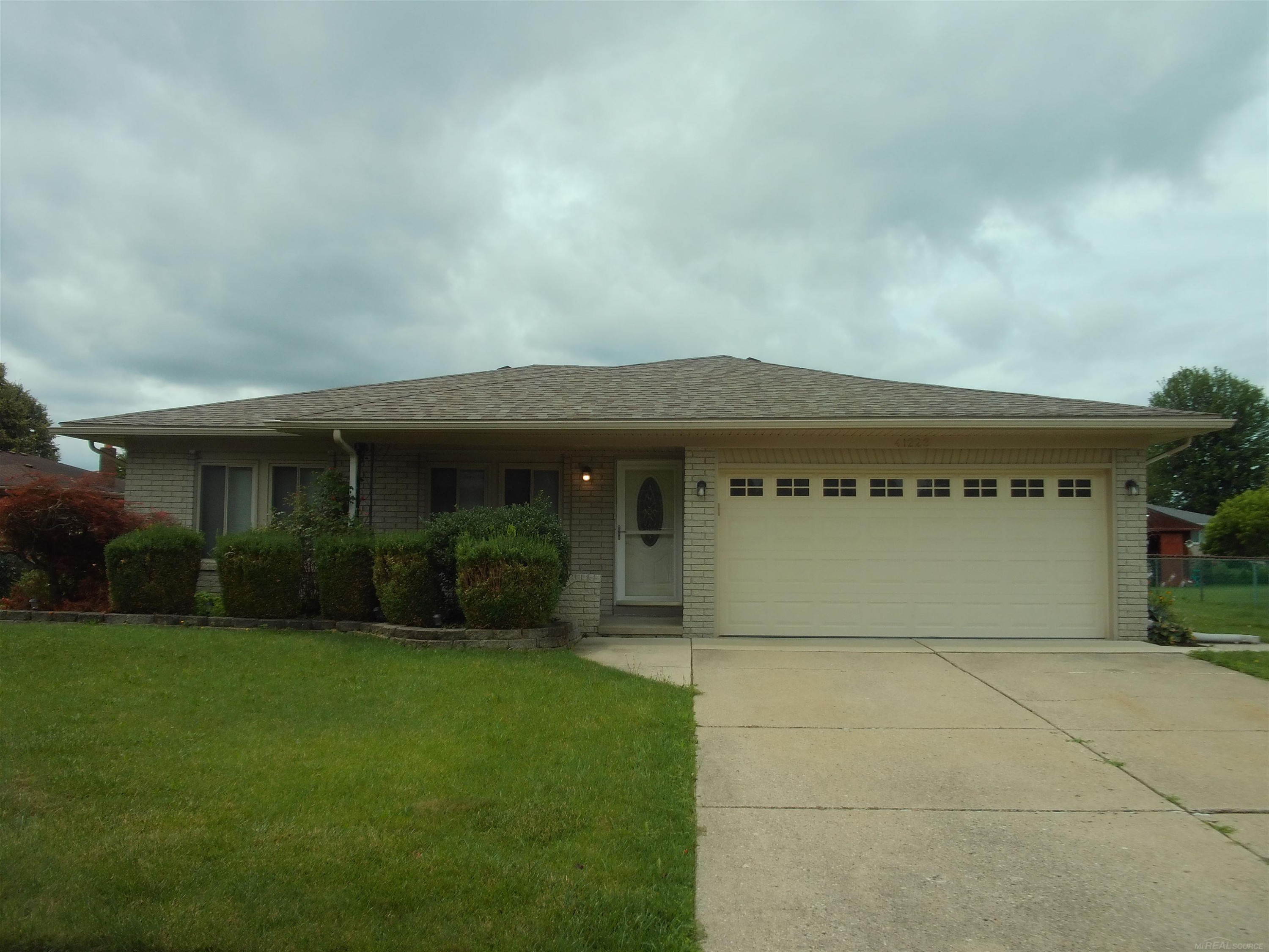 41223 Sesame Drive, Sterling Heights, MI 48314 — Photo 2