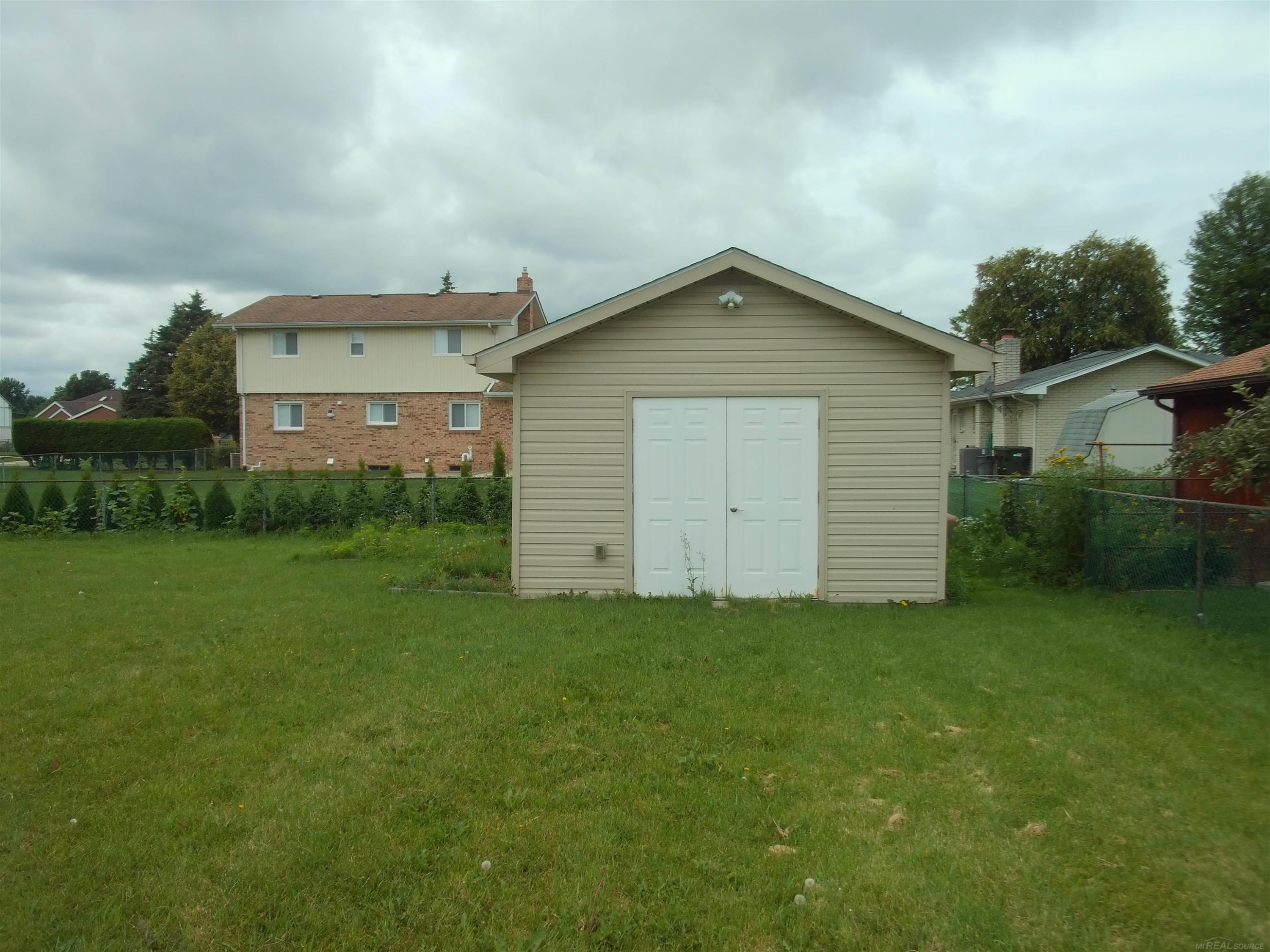 41223 Sesame Drive, Sterling Heights, MI 48314 — Photo 3