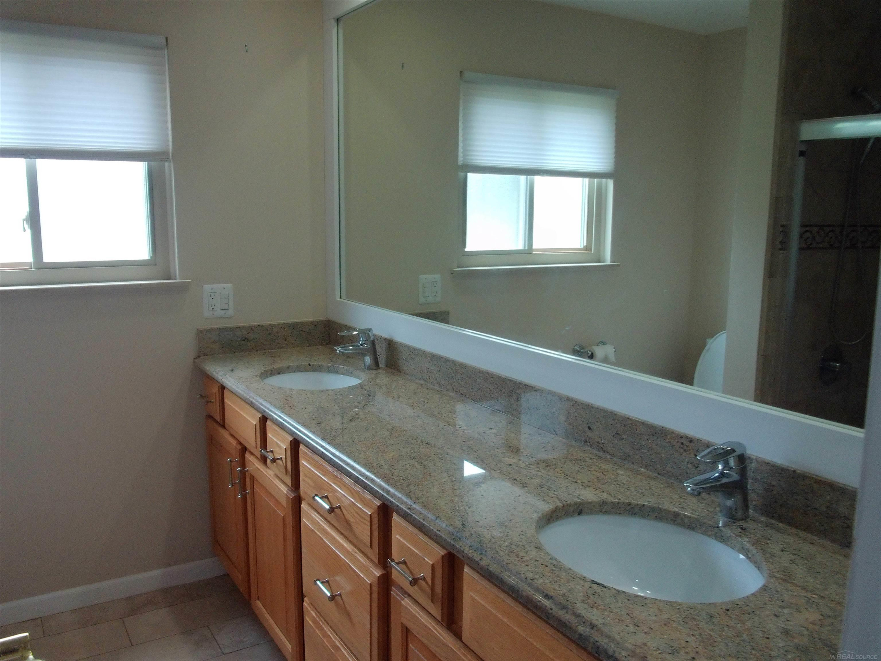 41223 Sesame Drive, Sterling Heights, MI 48314 — Photo 8