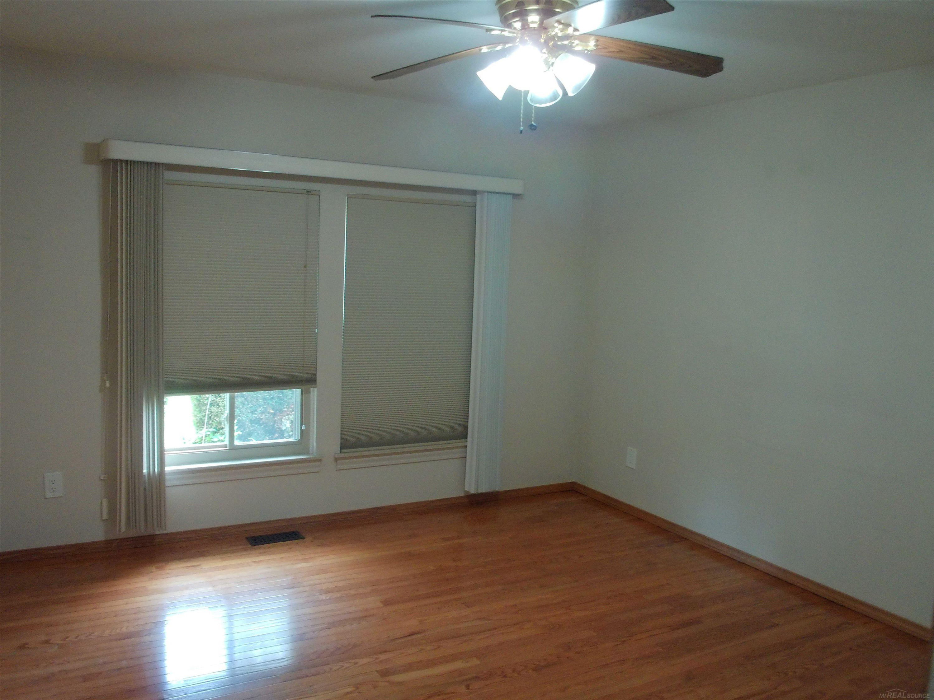 41223 Sesame Drive, Sterling Heights, MI 48314 — Photo 9