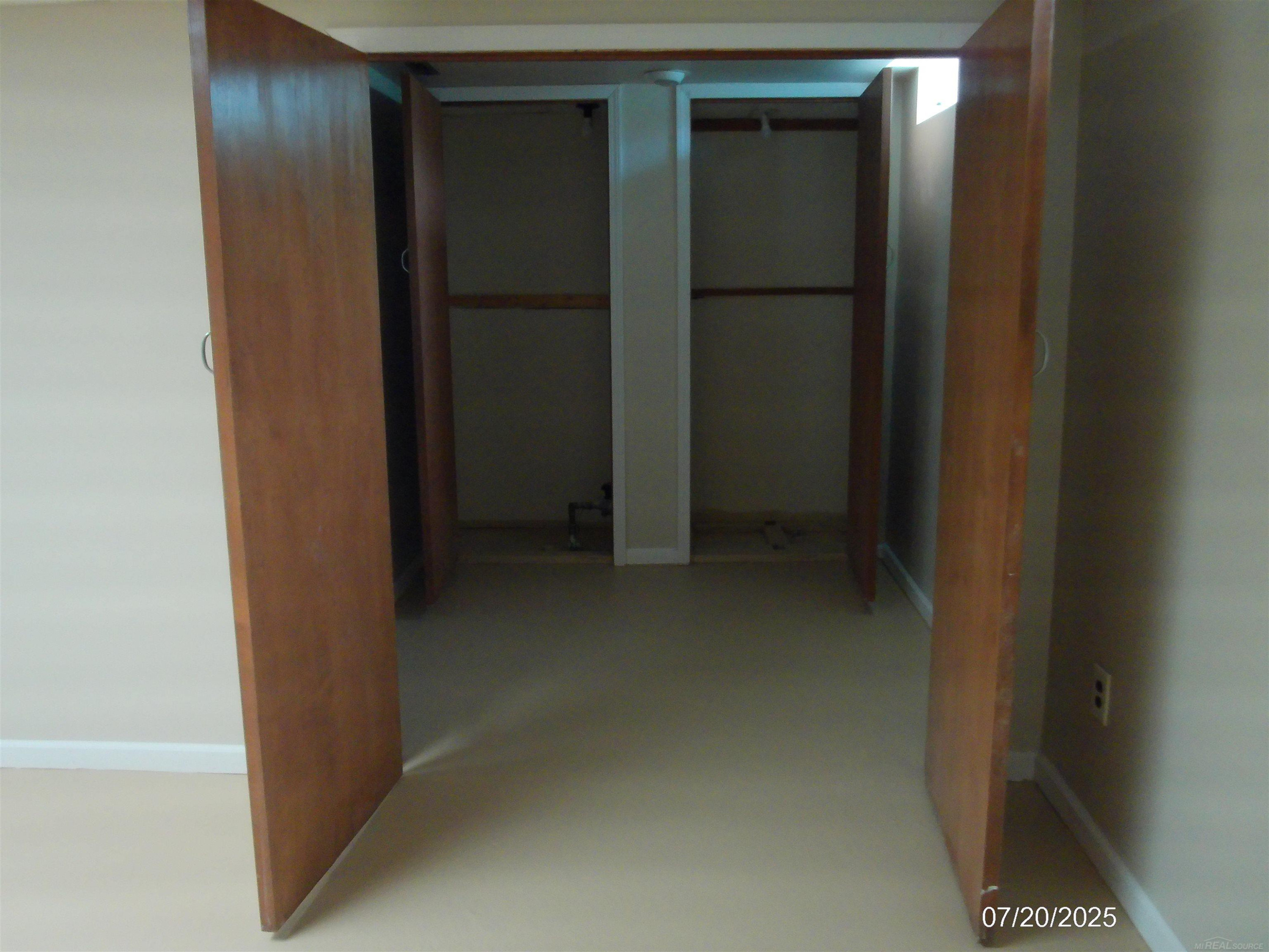 41223 Sesame Drive, Sterling Heights, MI 48314 — Photo 18