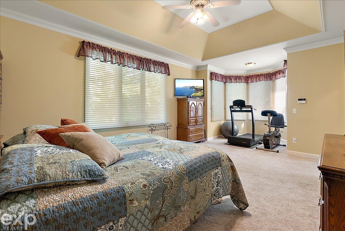 54380 Sassafras Drive, Utica, MI 48315 — Photo 41