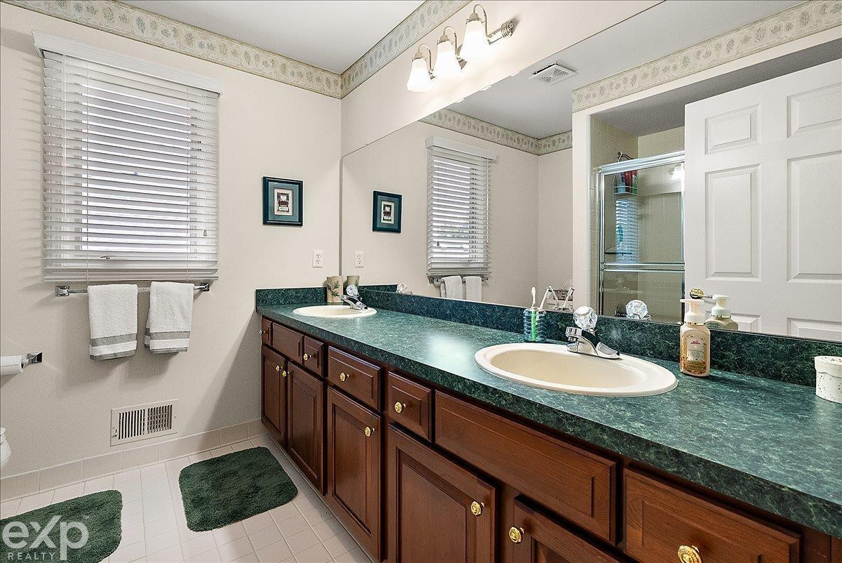 54380 Sassafras Drive, Utica, MI 48315 — Photo 55